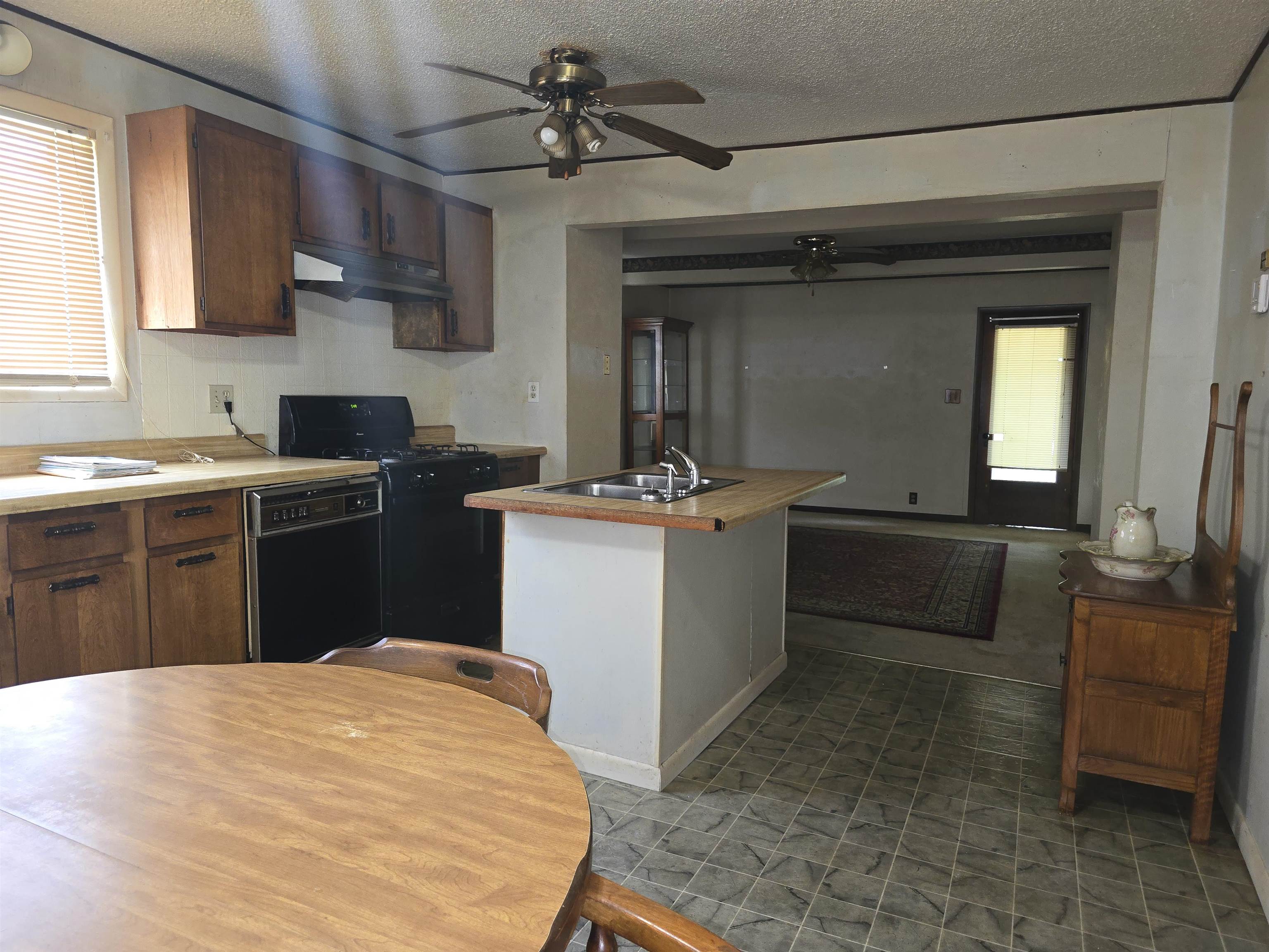 57 W Main Street Property Photo 3