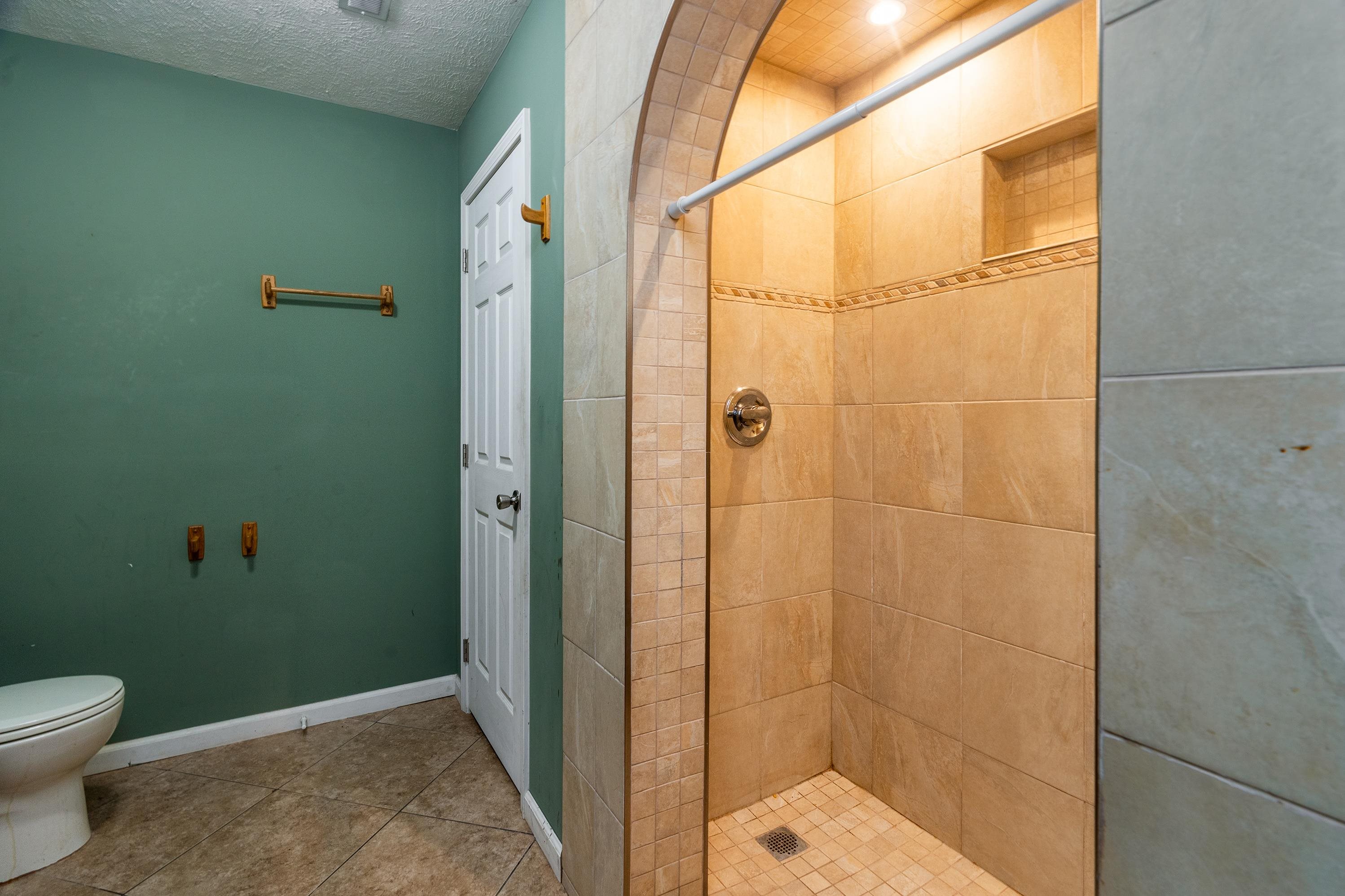 11203 Murrah Road Property Photo 15
