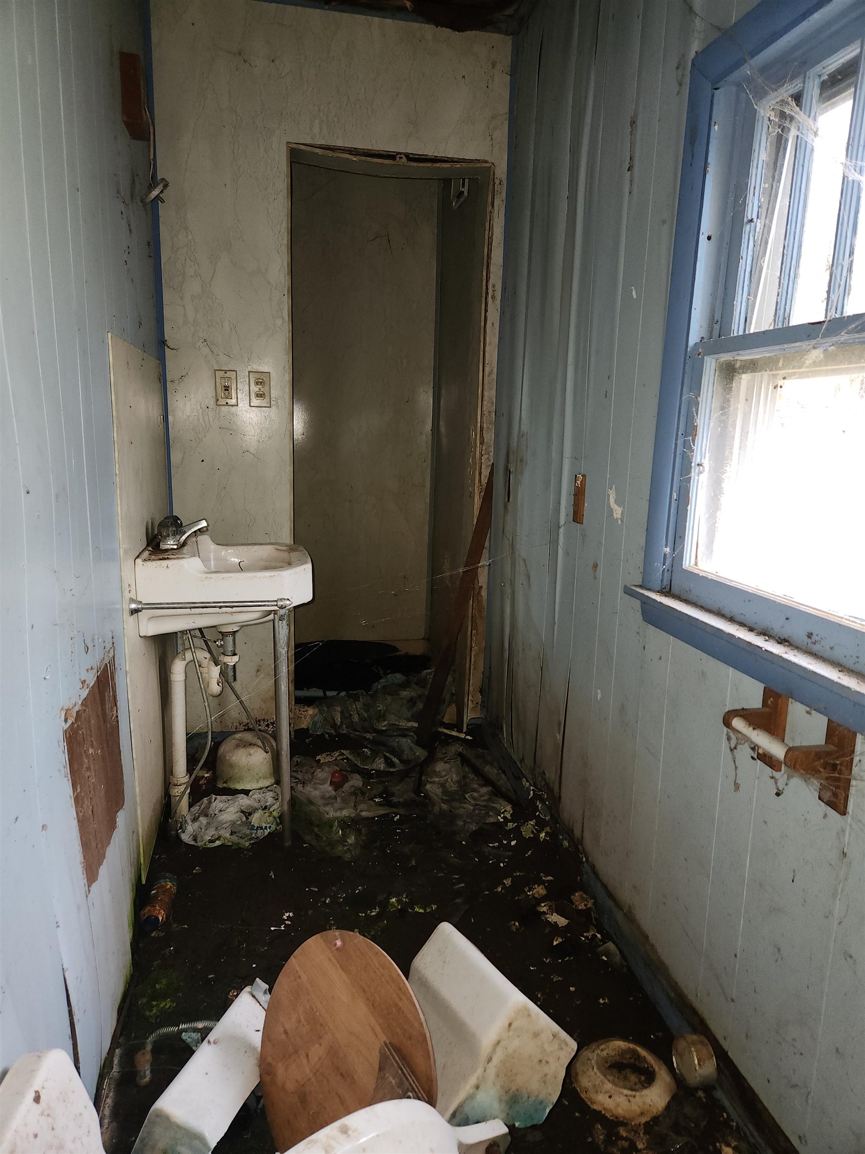 315-317 Lind Street Property Photo 7