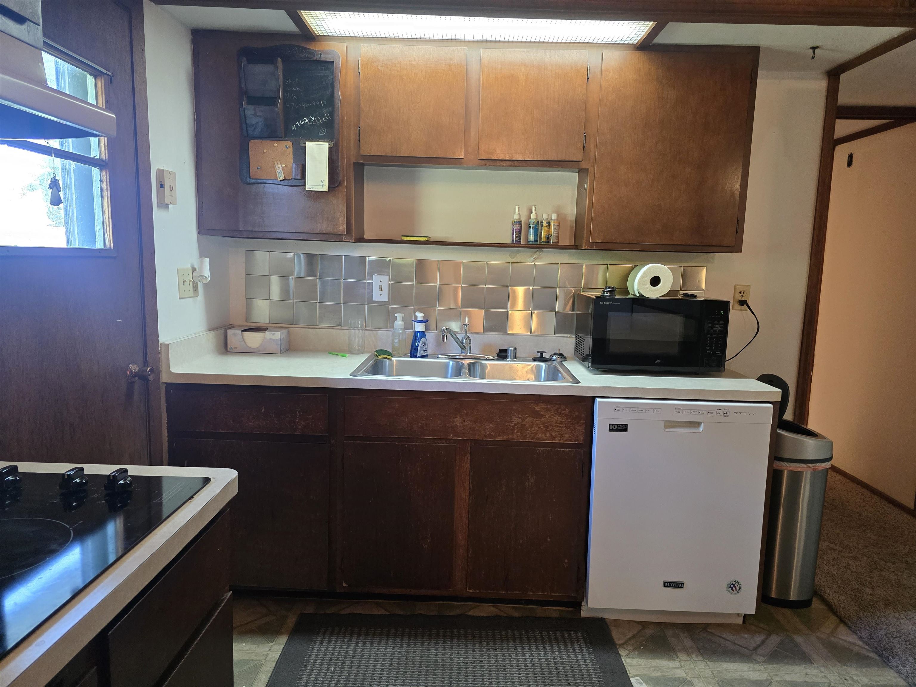 319 Rogers Road Property Photo 8
