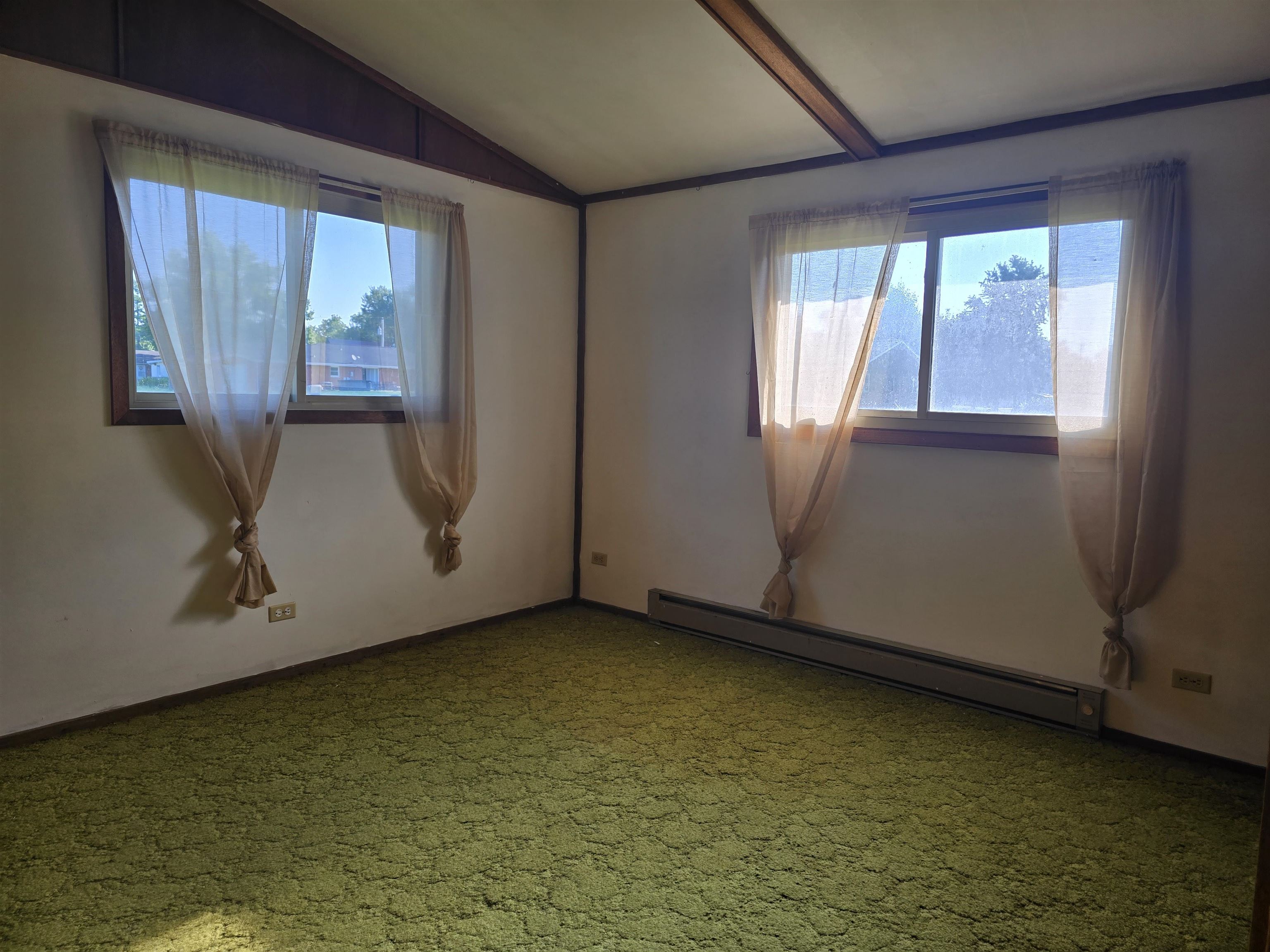 319 Rogers Road Property Photo 16
