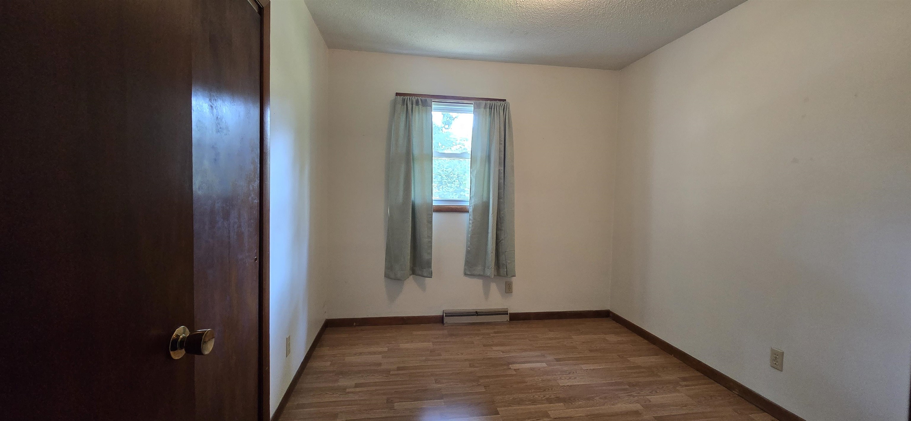 1561 Elm Street Property Photo 11