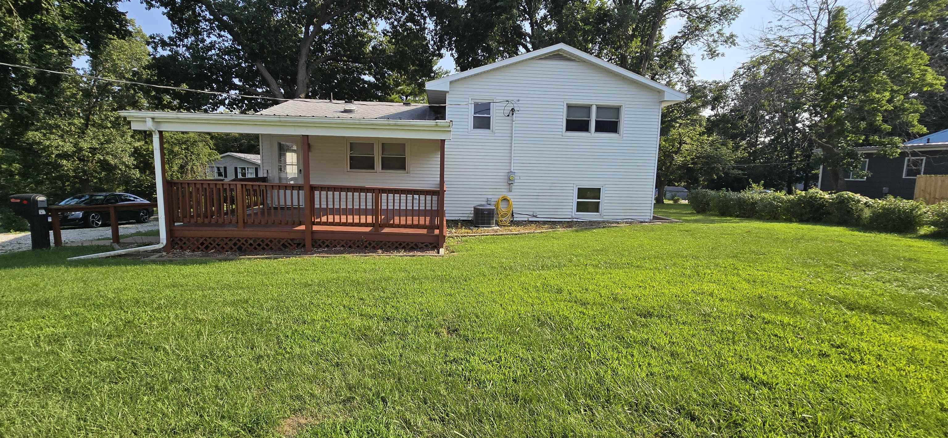 1561 Elm Street Property Photo 17