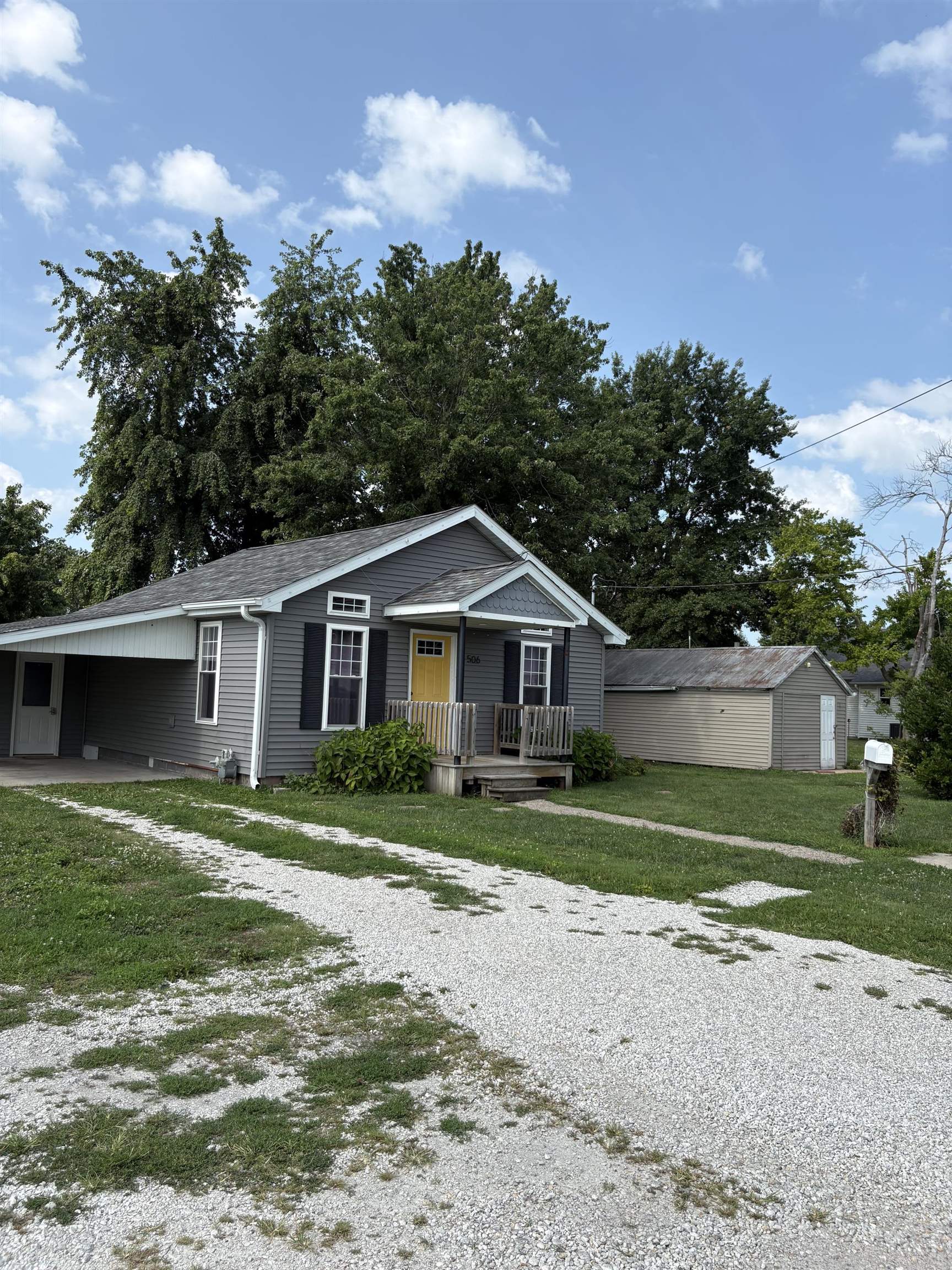 506 E Franklin Street Property Photo 2