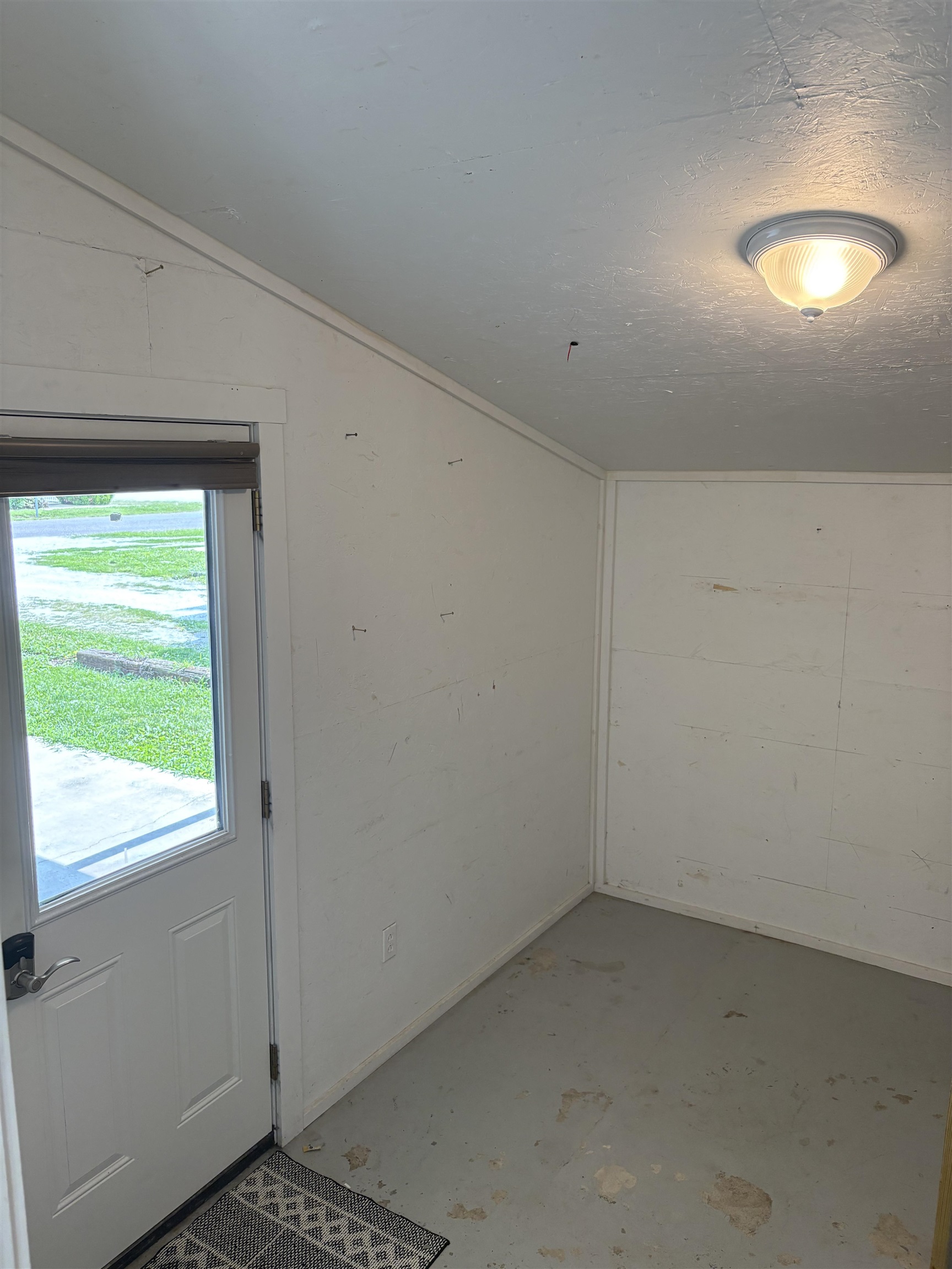 506 E Franklin Street Property Photo 10