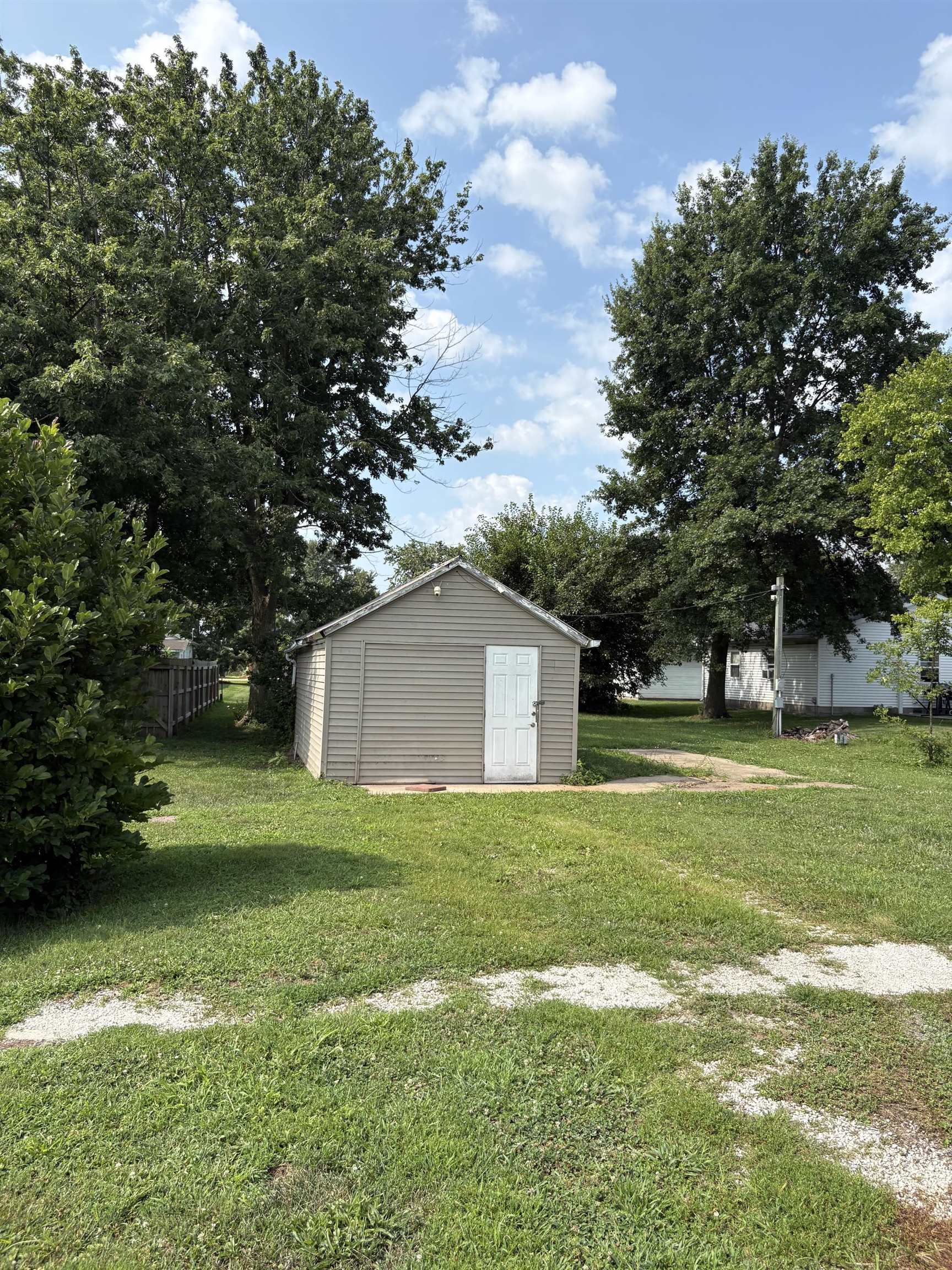 506 E Franklin Street Property Photo 18