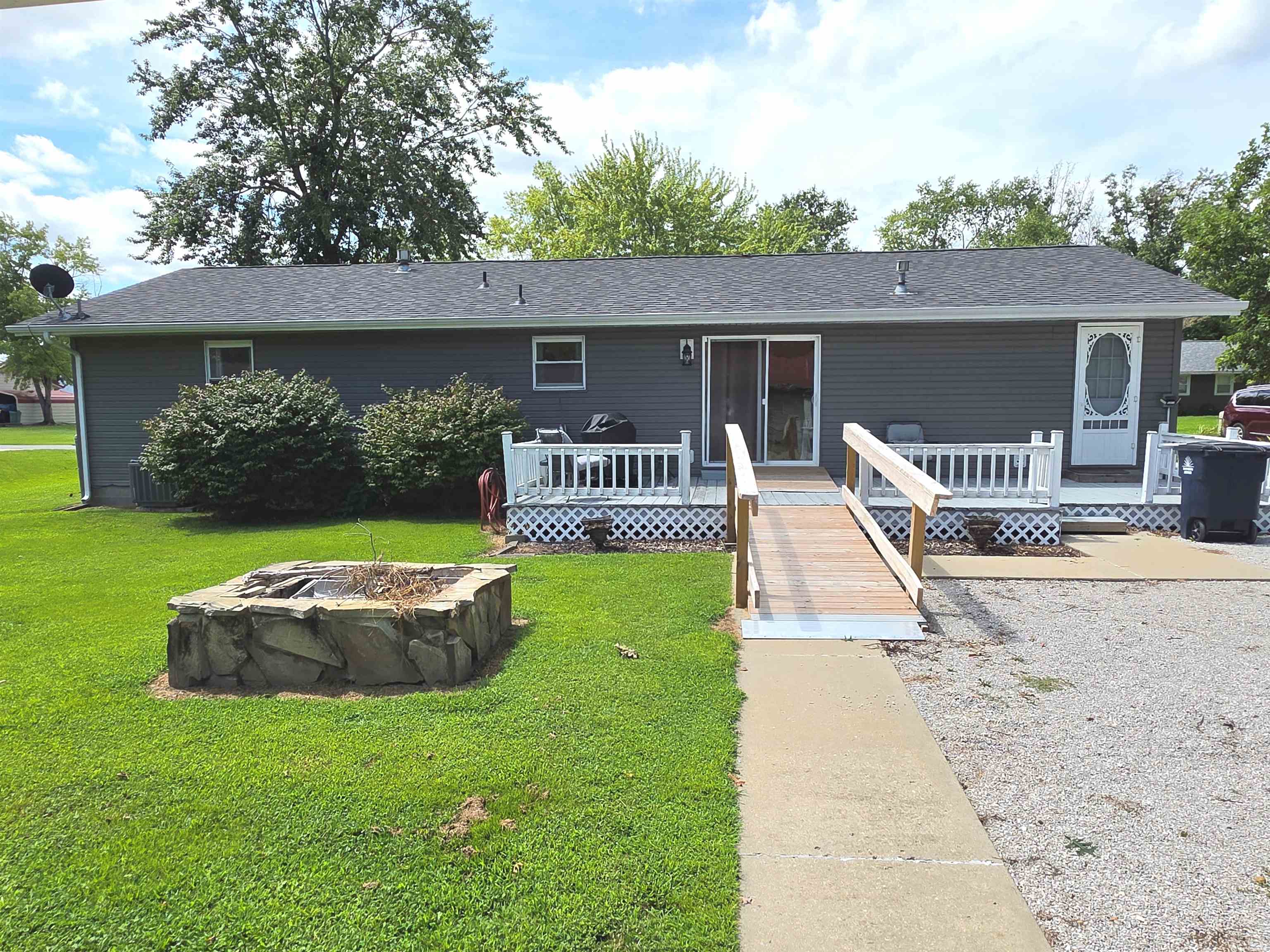 346 Woodland Drive Property Photo 3