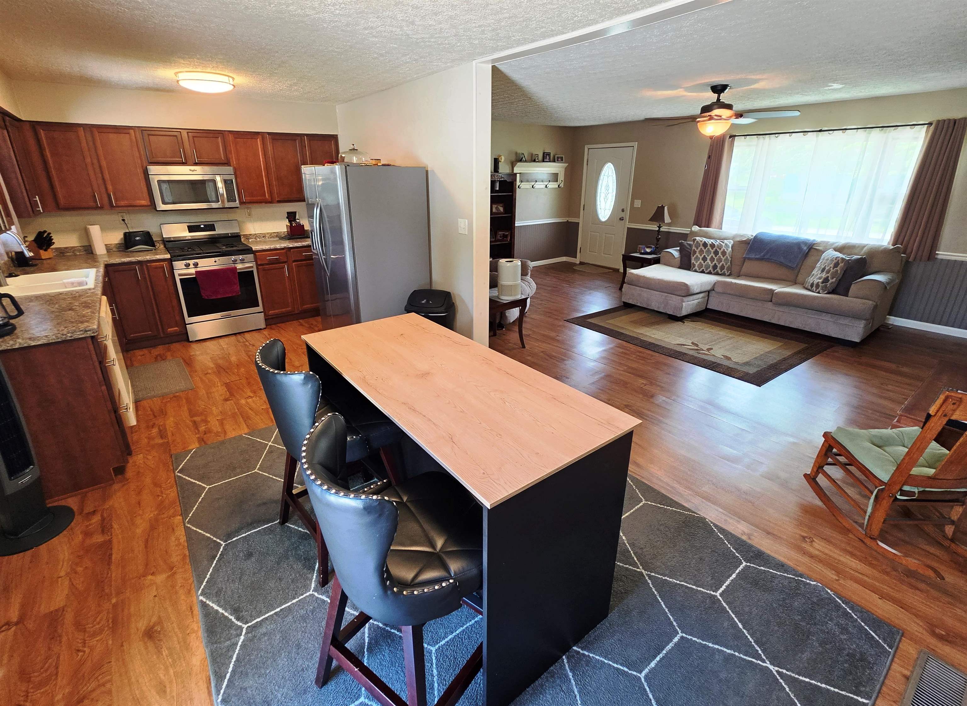 346 Woodland Drive Property Photo 4
