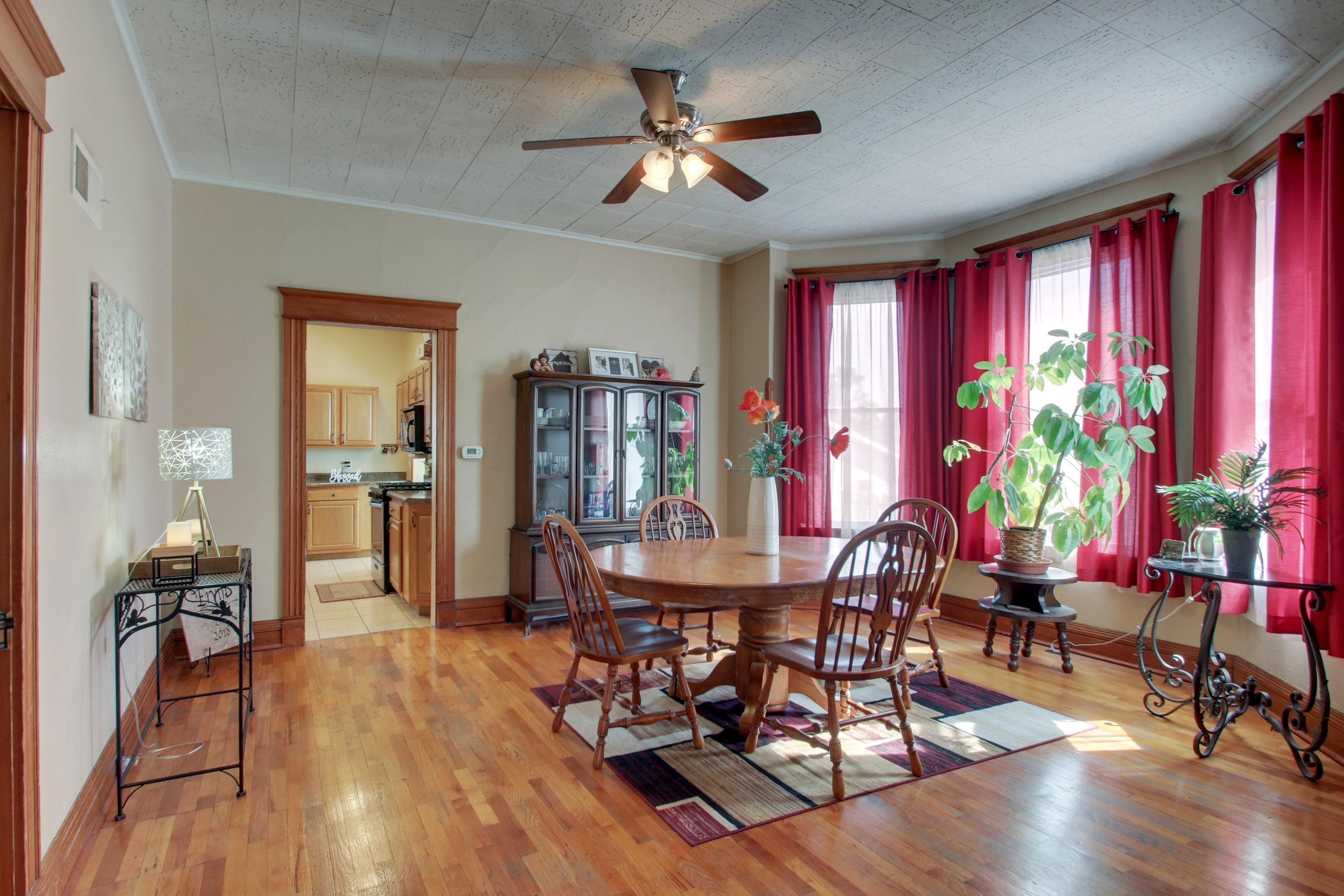 1803 Jefferson Street Property Photo 4