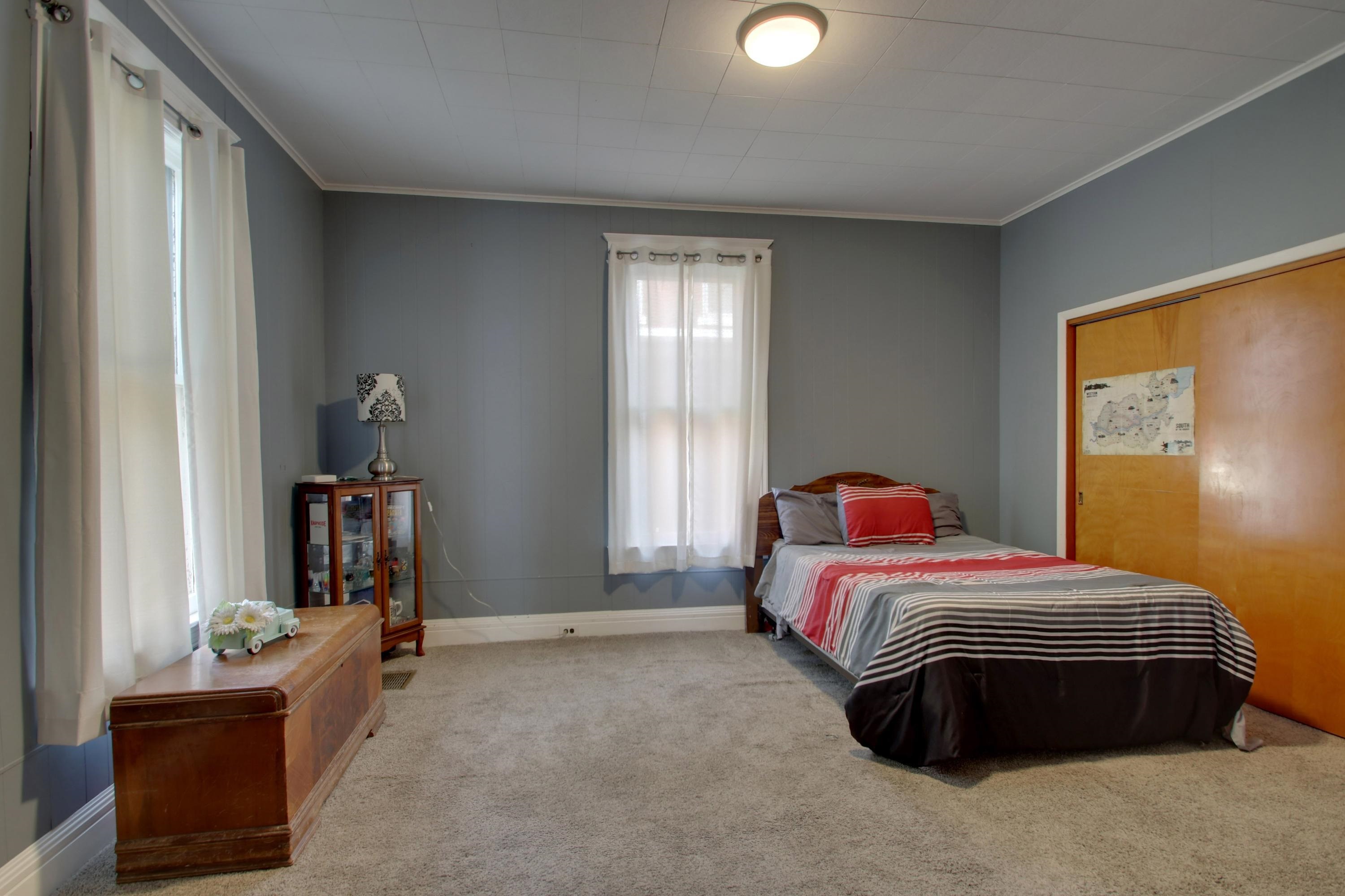 1803 Jefferson Street Property Photo 11