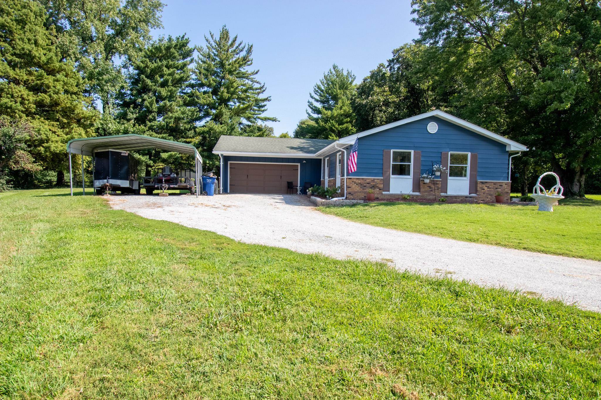 5 Saulsbury Circle Property Photo 2