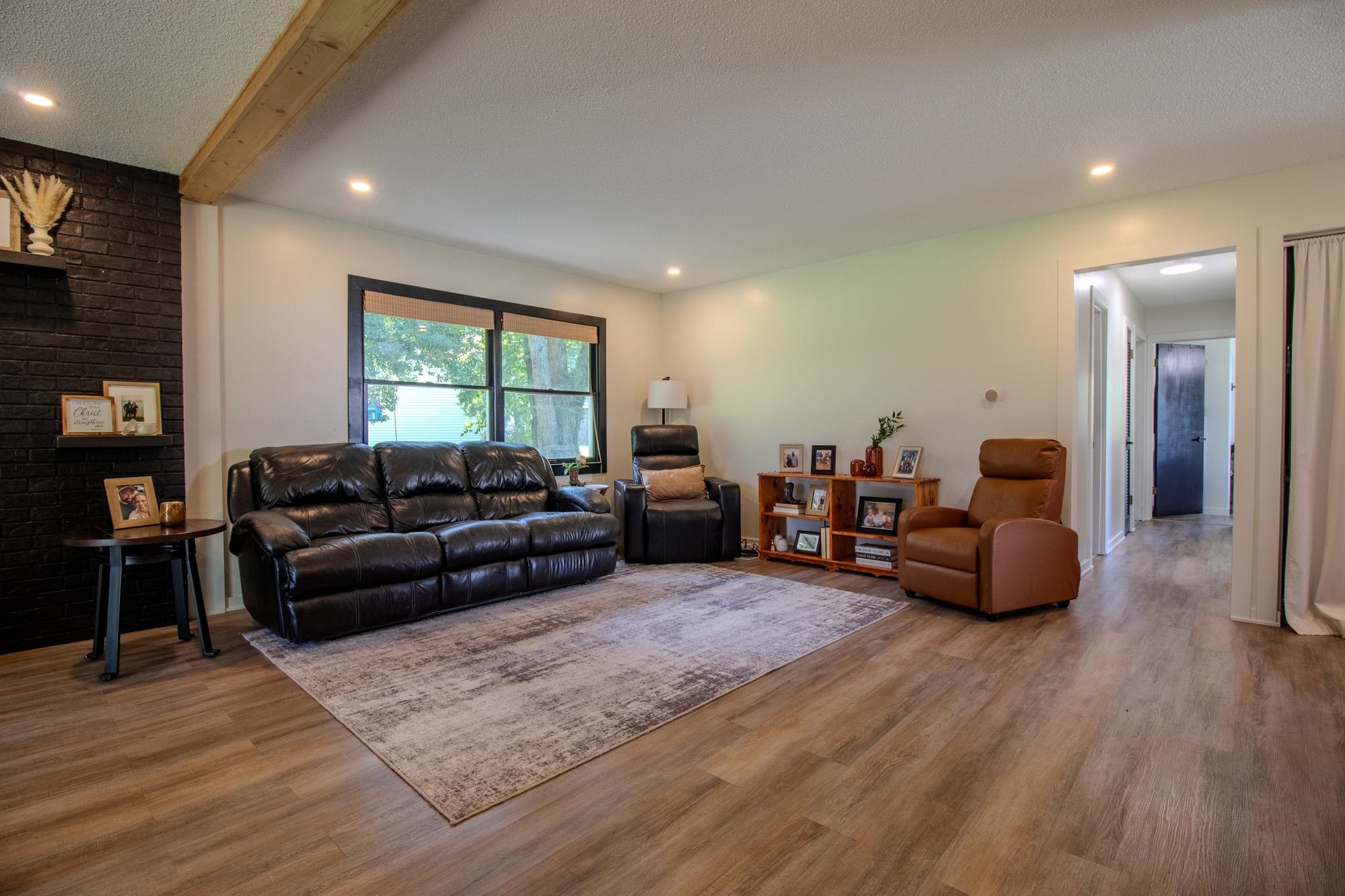 5 Saulsbury Circle Property Photo 4