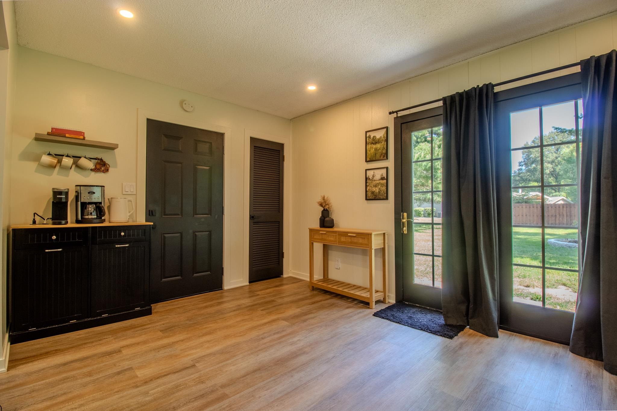 5 Saulsbury Circle Property Photo 6
