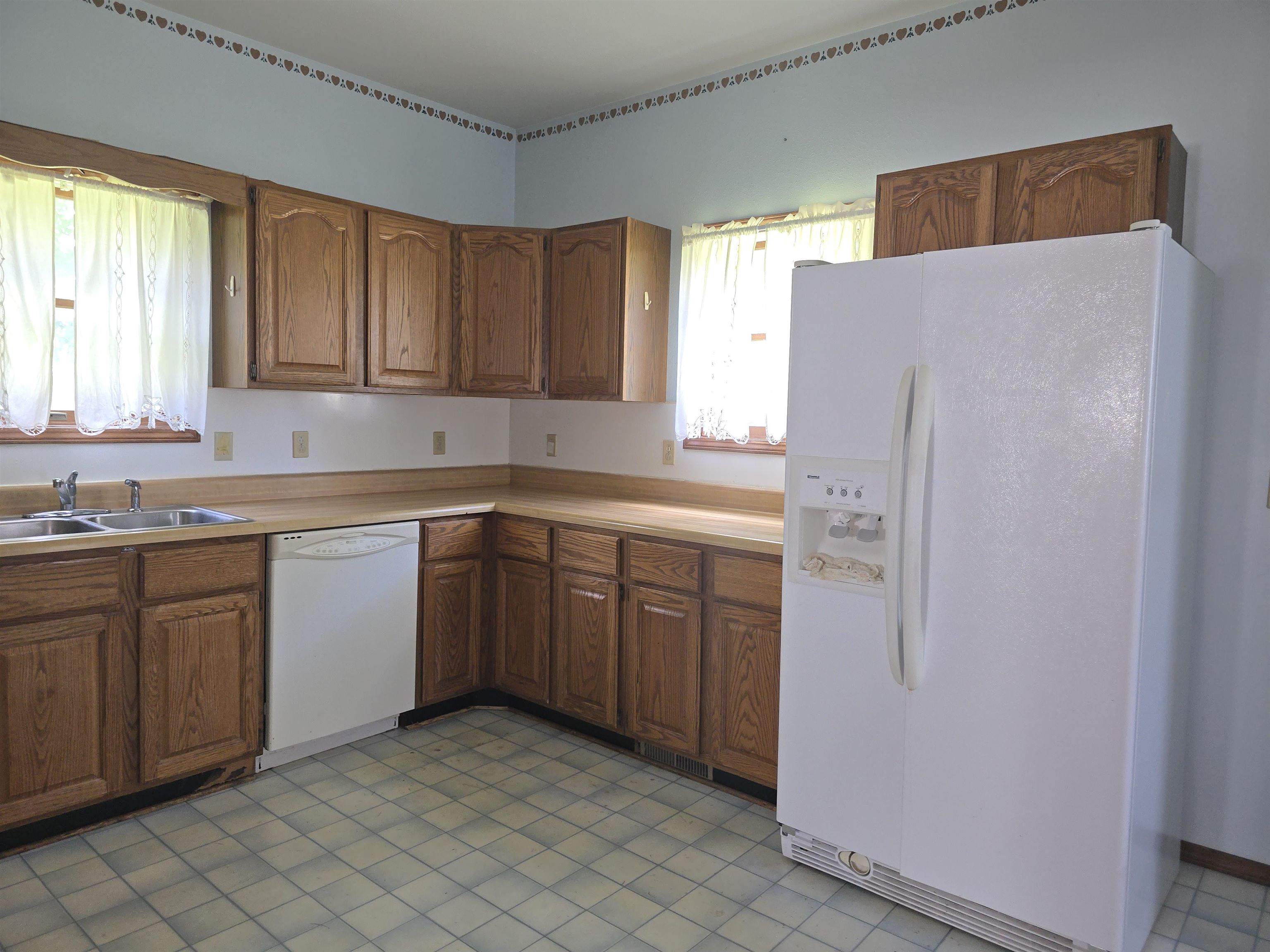 237 W Locust Street Property Photo 10