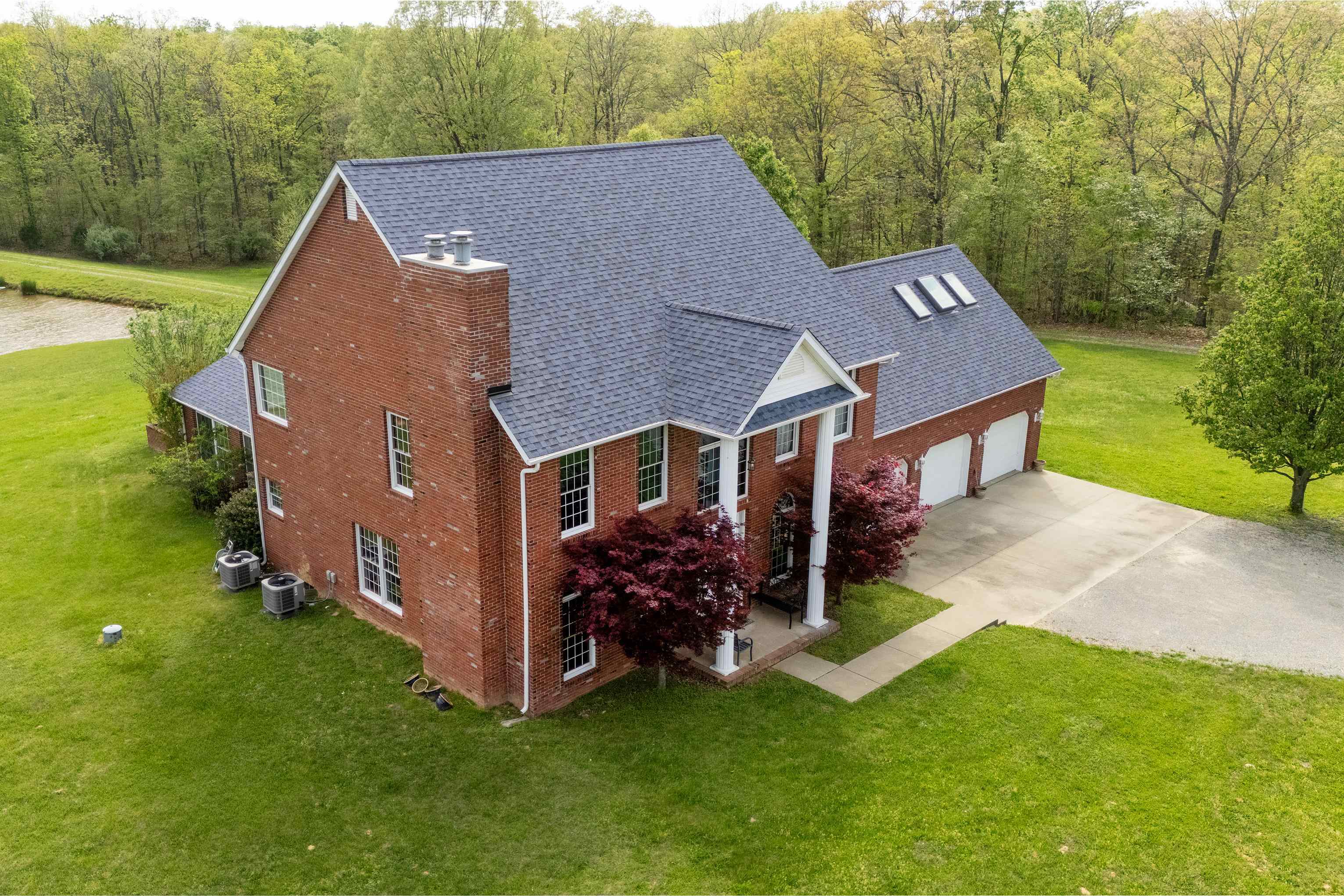 23107 Galatia Post Road Property Photo 2