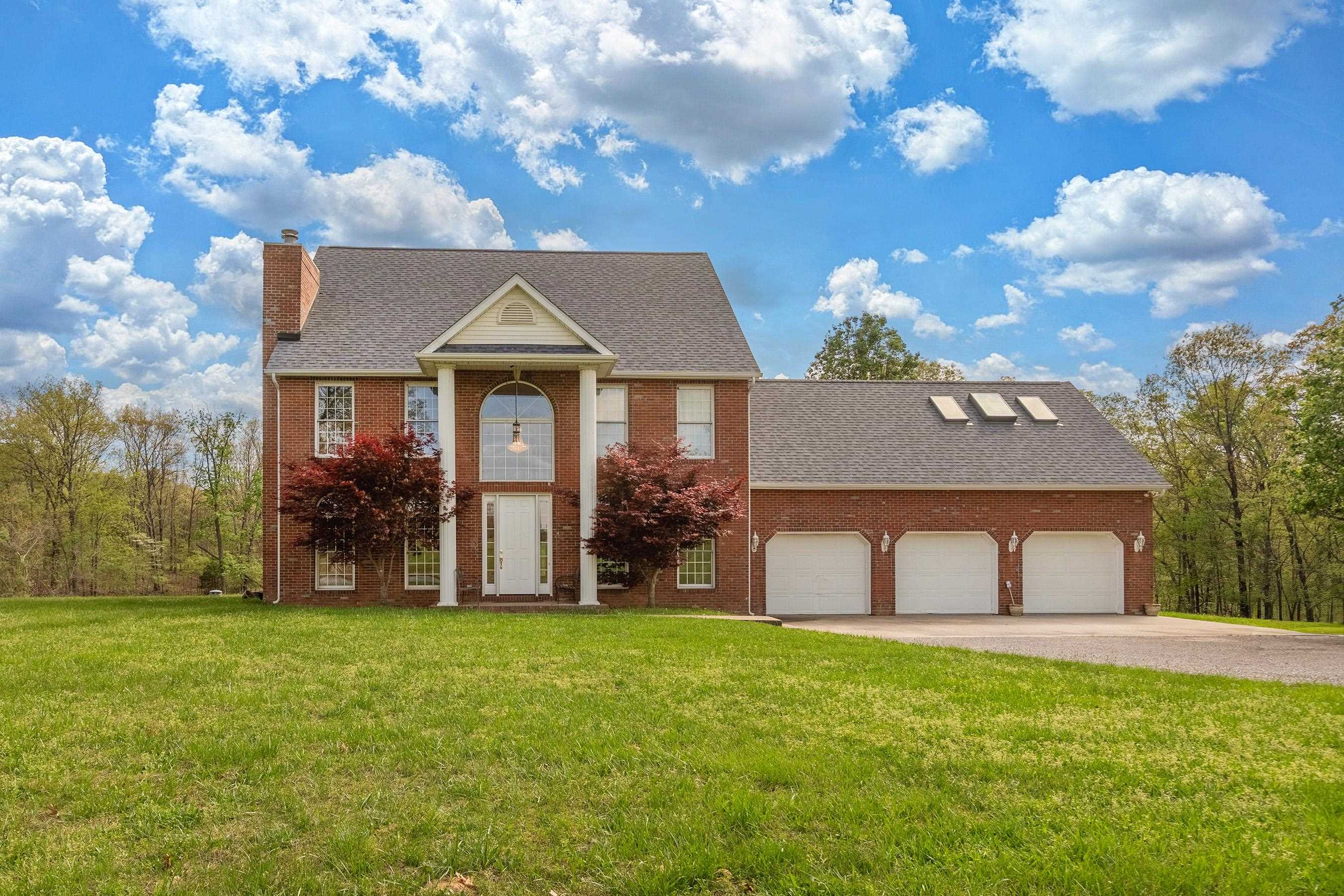 23107 Galatia Post Road Property Photo 3