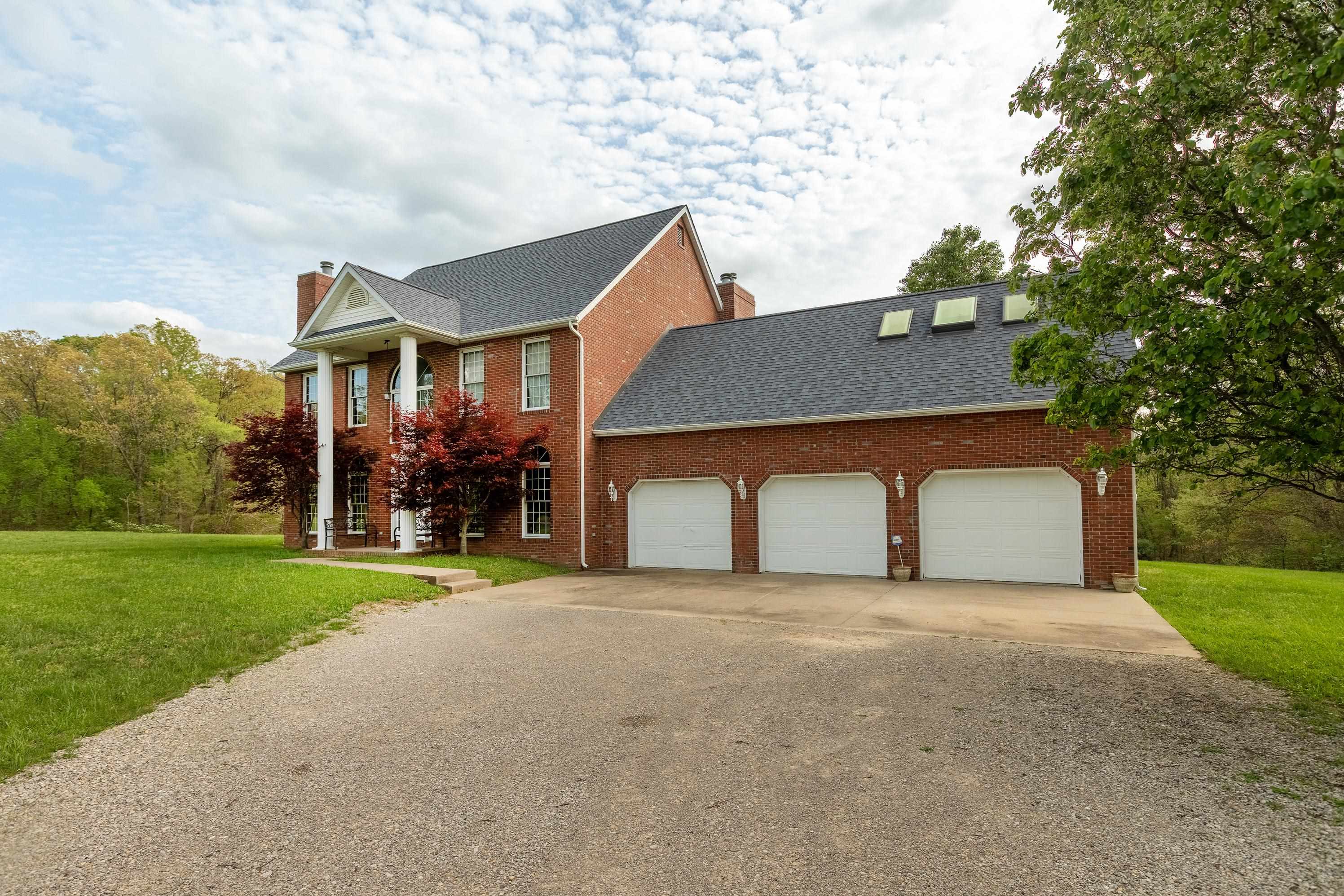23107 Galatia Post Road Property Photo 5