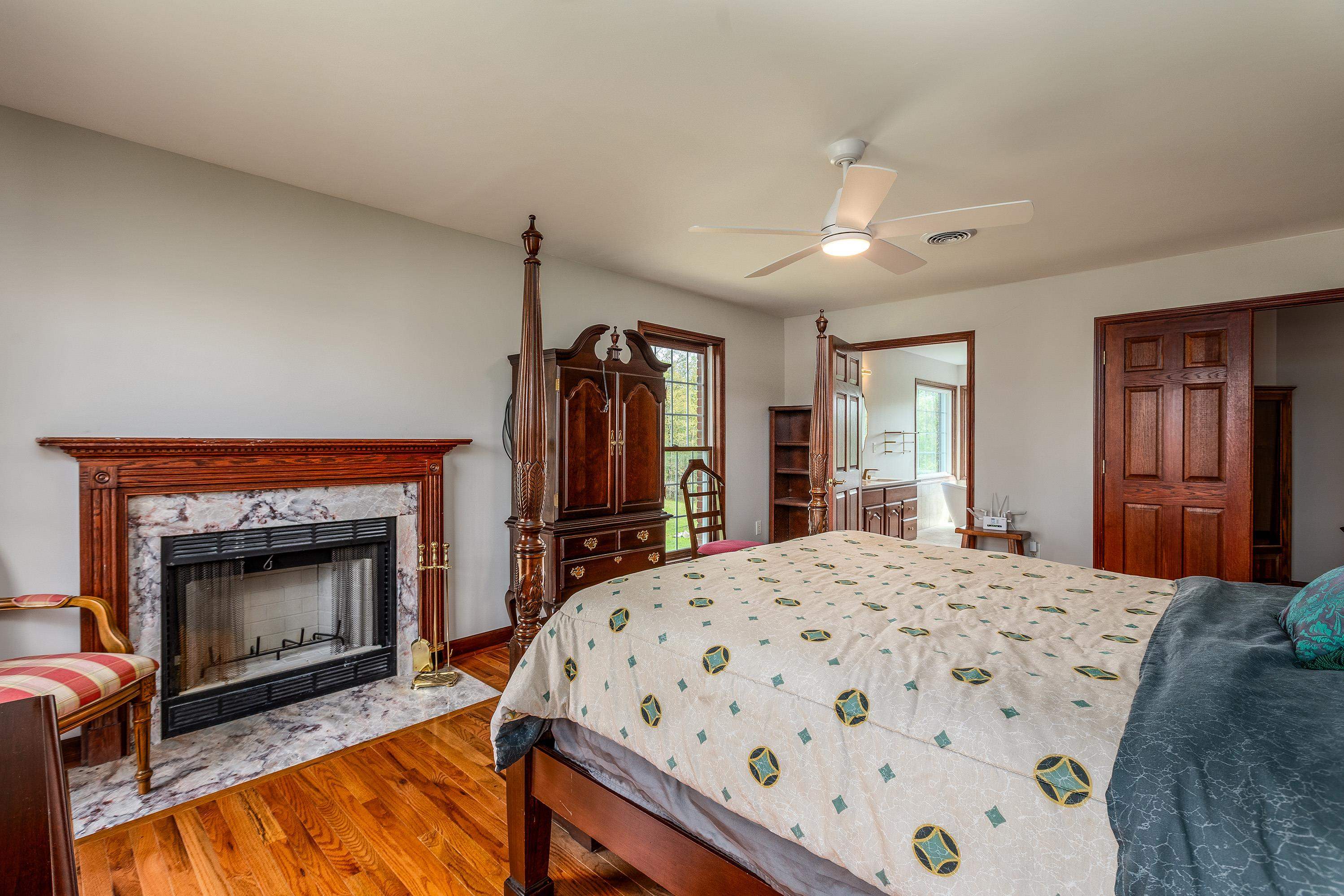 23107 Galatia Post Road Property Photo 44