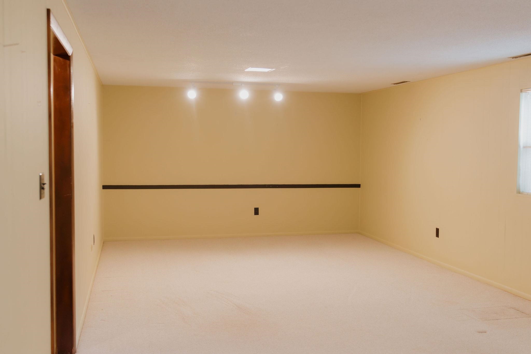 3025 Lantern Lane Property Photo 11