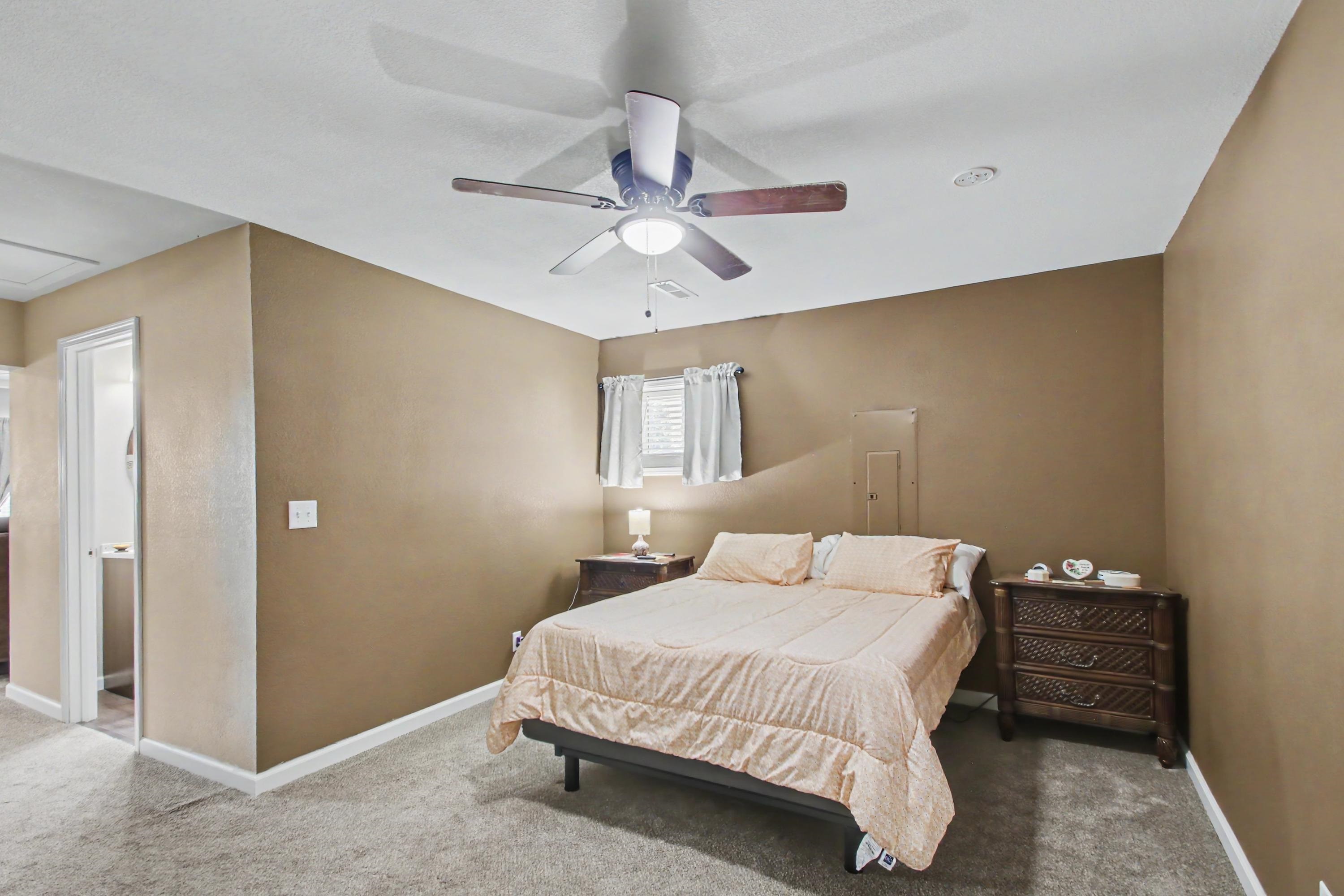 512 E Lafayette Street Property Photo 7