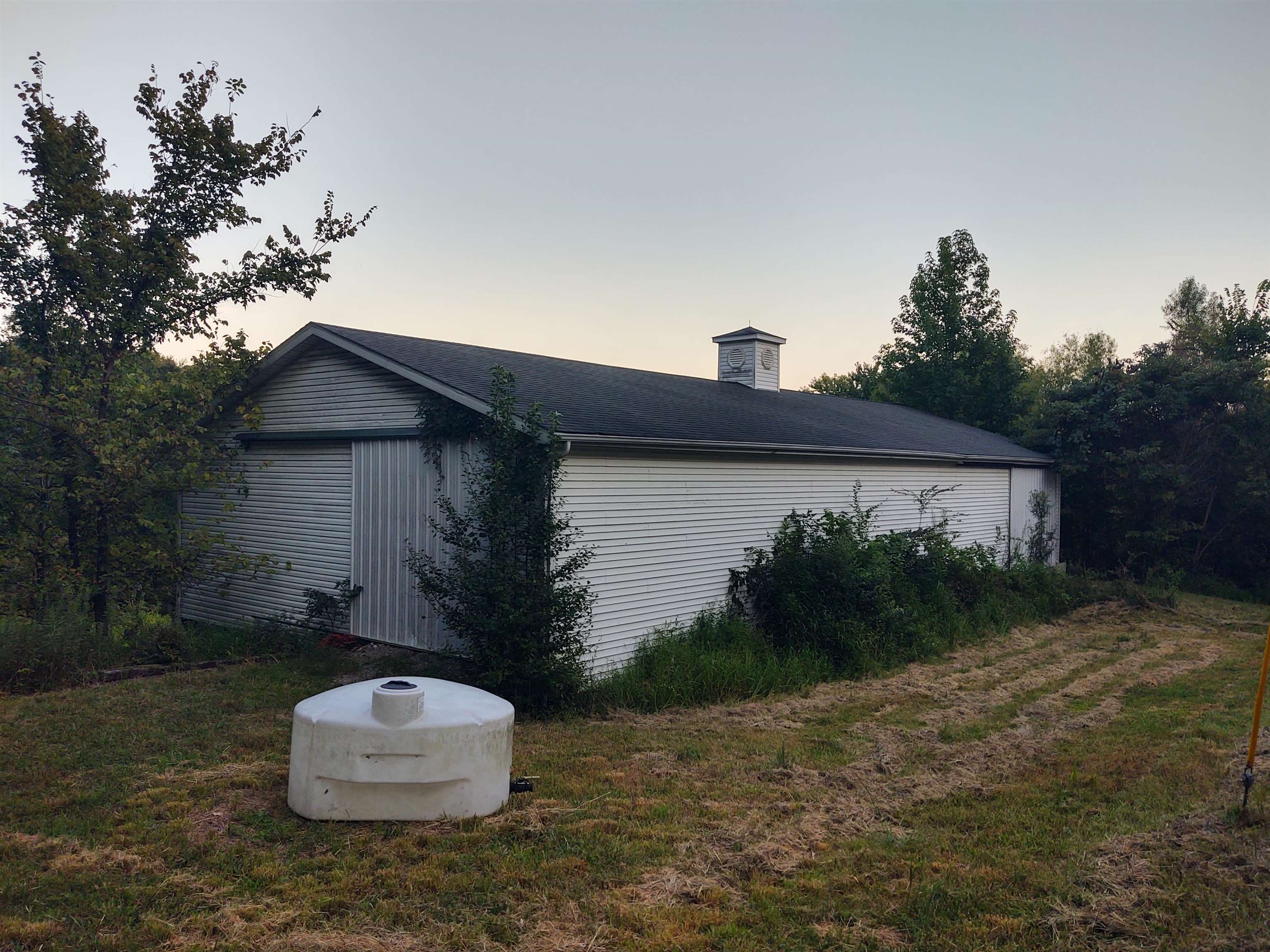 923 Ozark Road Property Photo 3