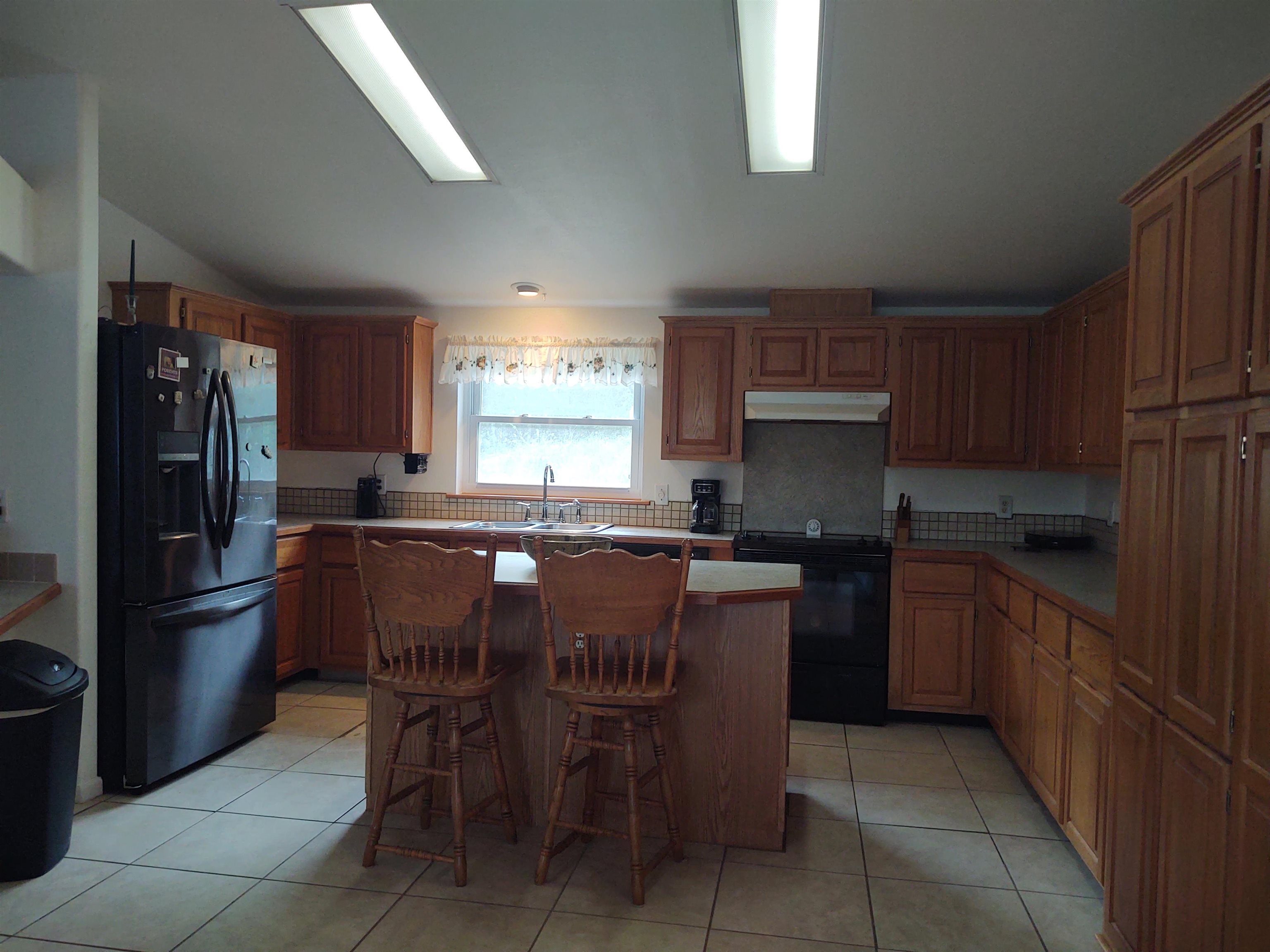 923 Ozark Road Property Photo 9