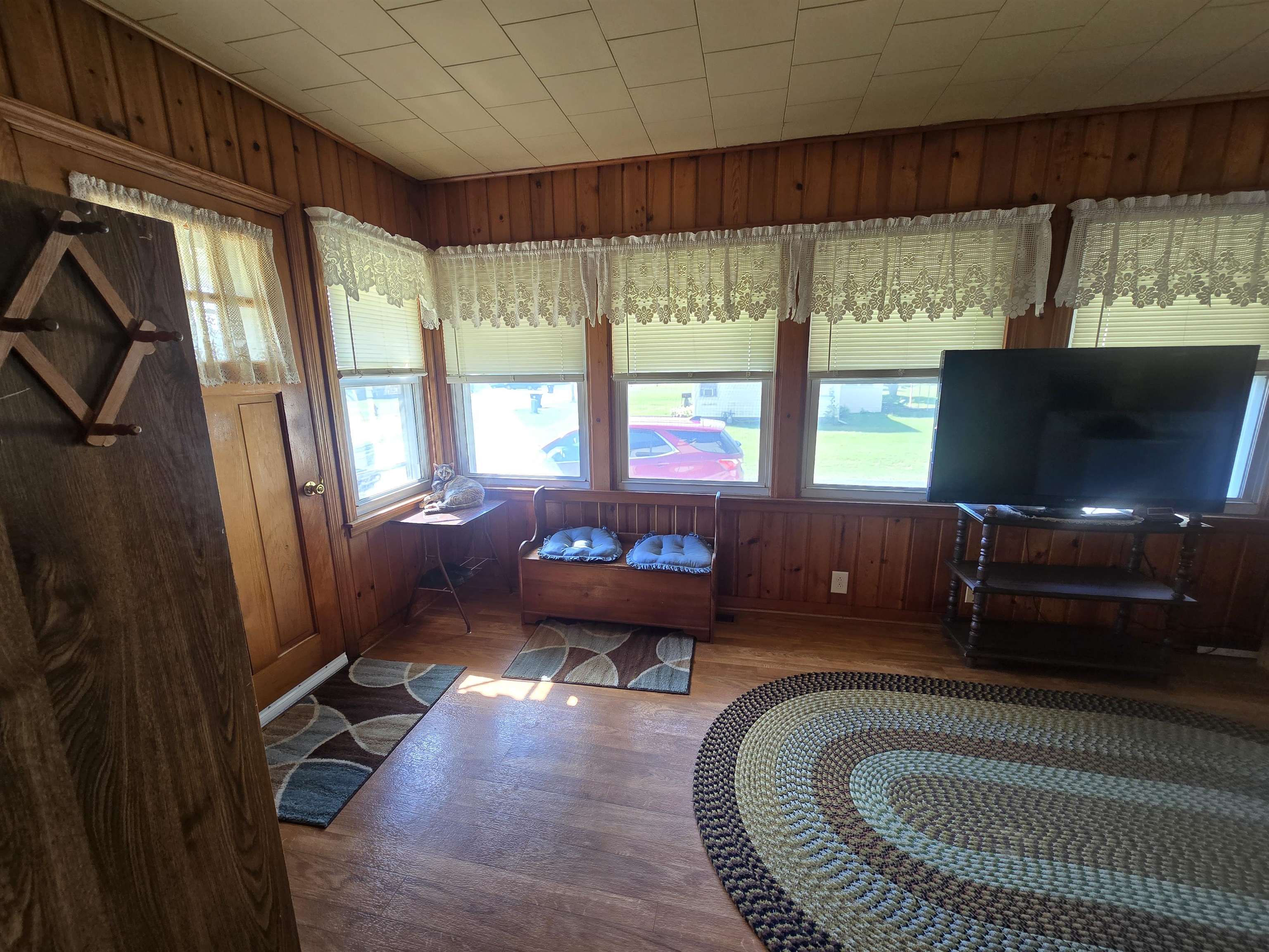 506 S Washington Street Property Photo 3