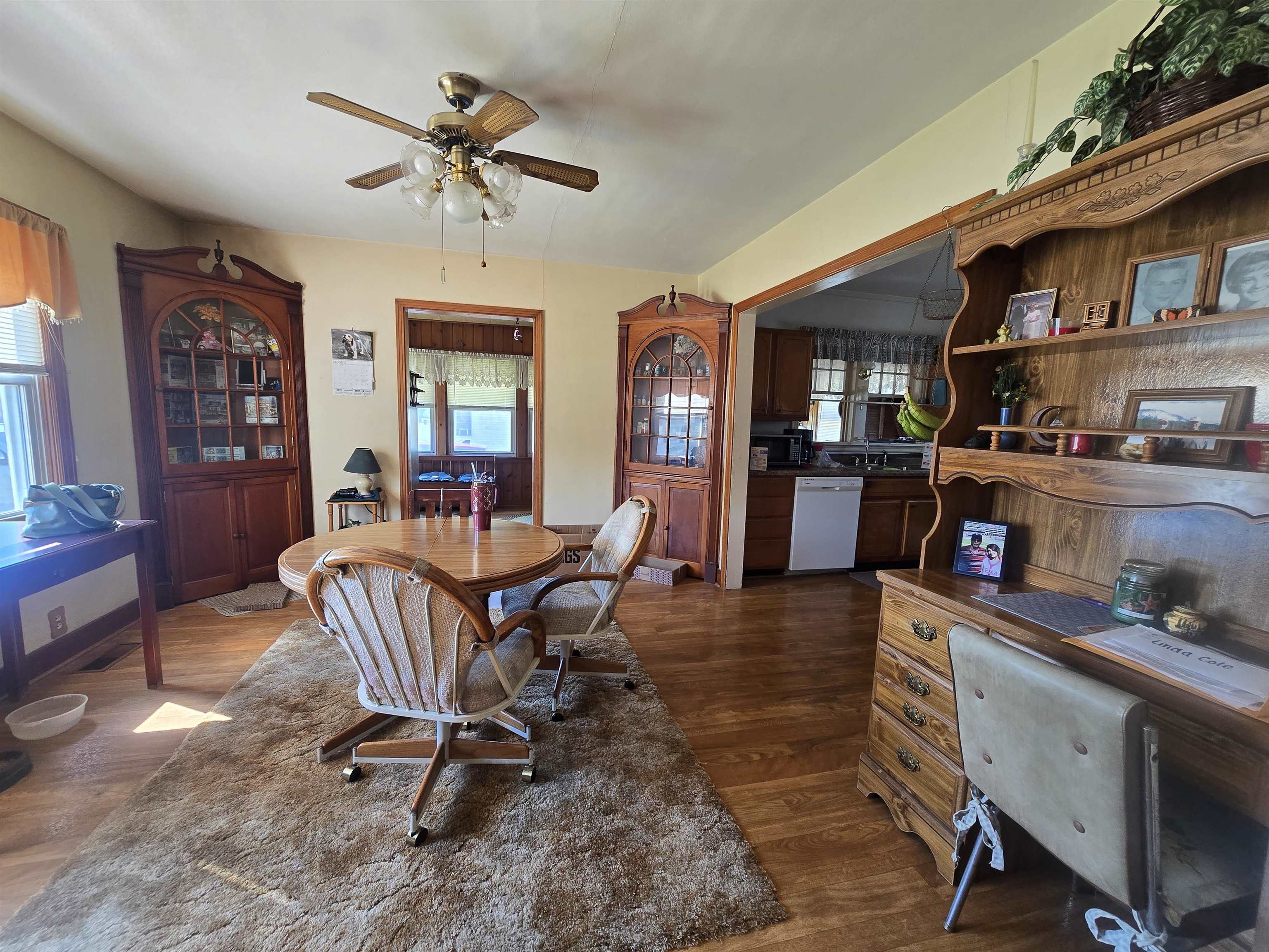 506 S Washington Street Property Photo 4