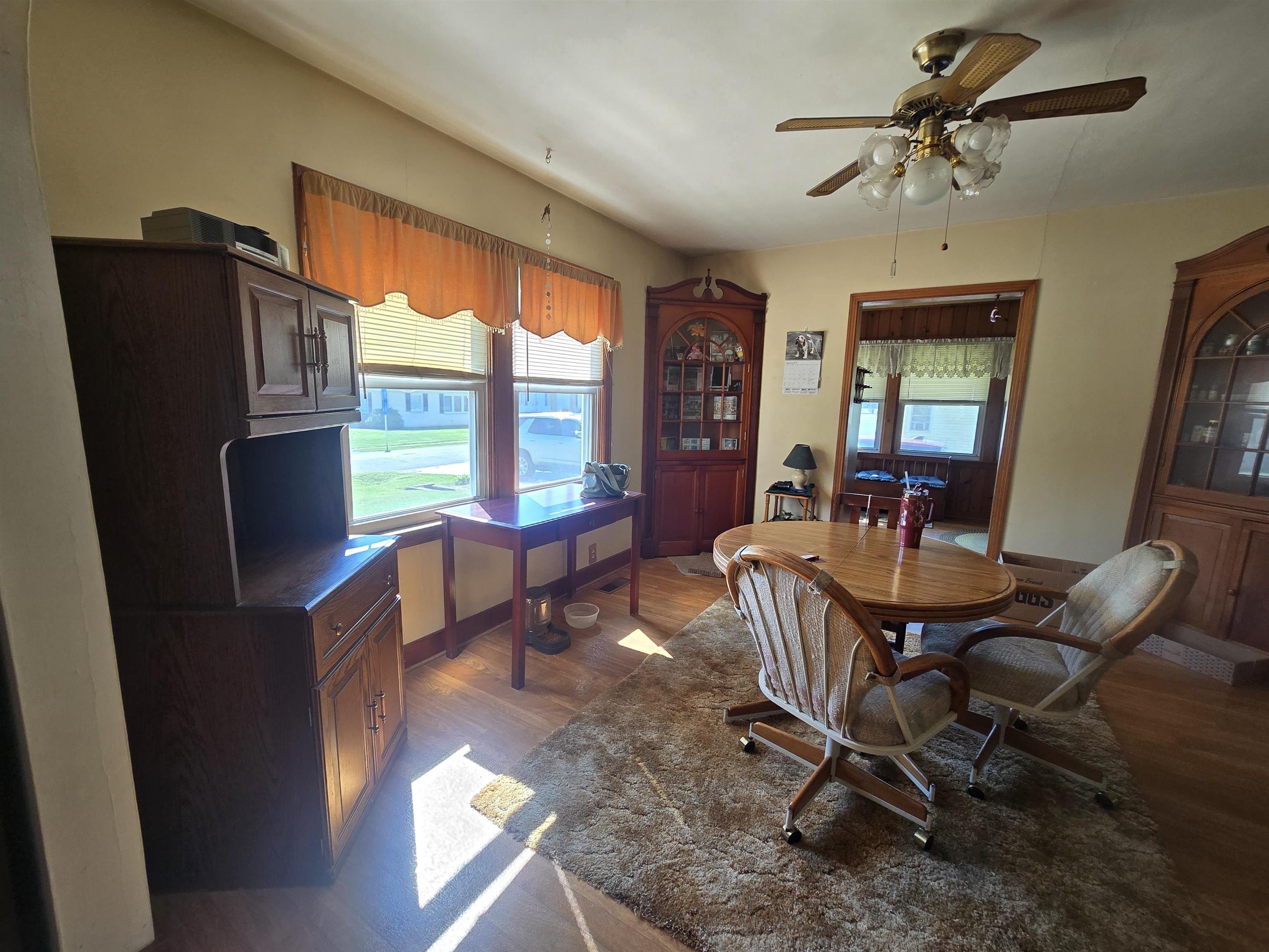 506 S Washington Street Property Photo 5