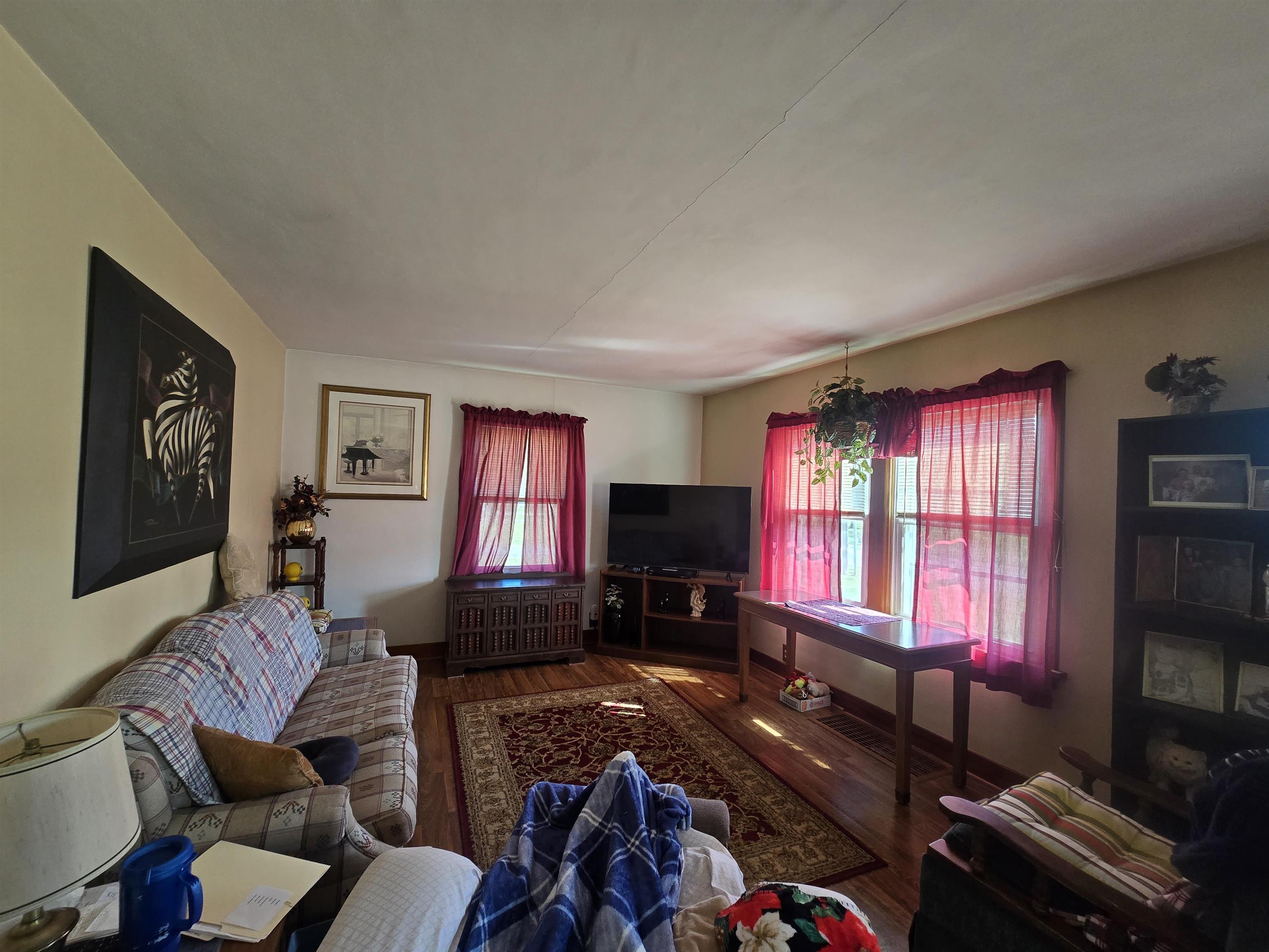 506 S Washington Street Property Photo 9