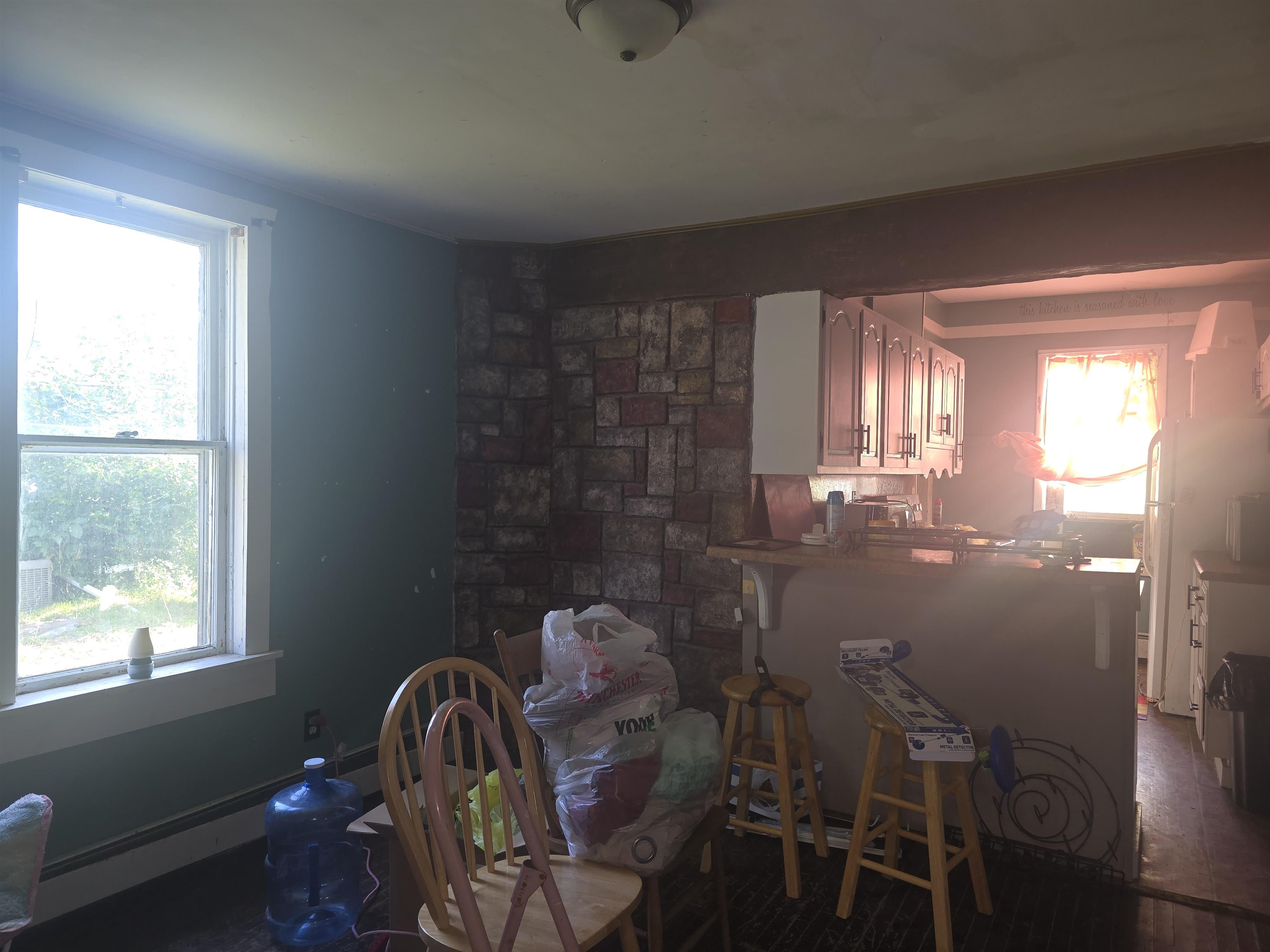 170 S Wilcox Street Property Photo 3