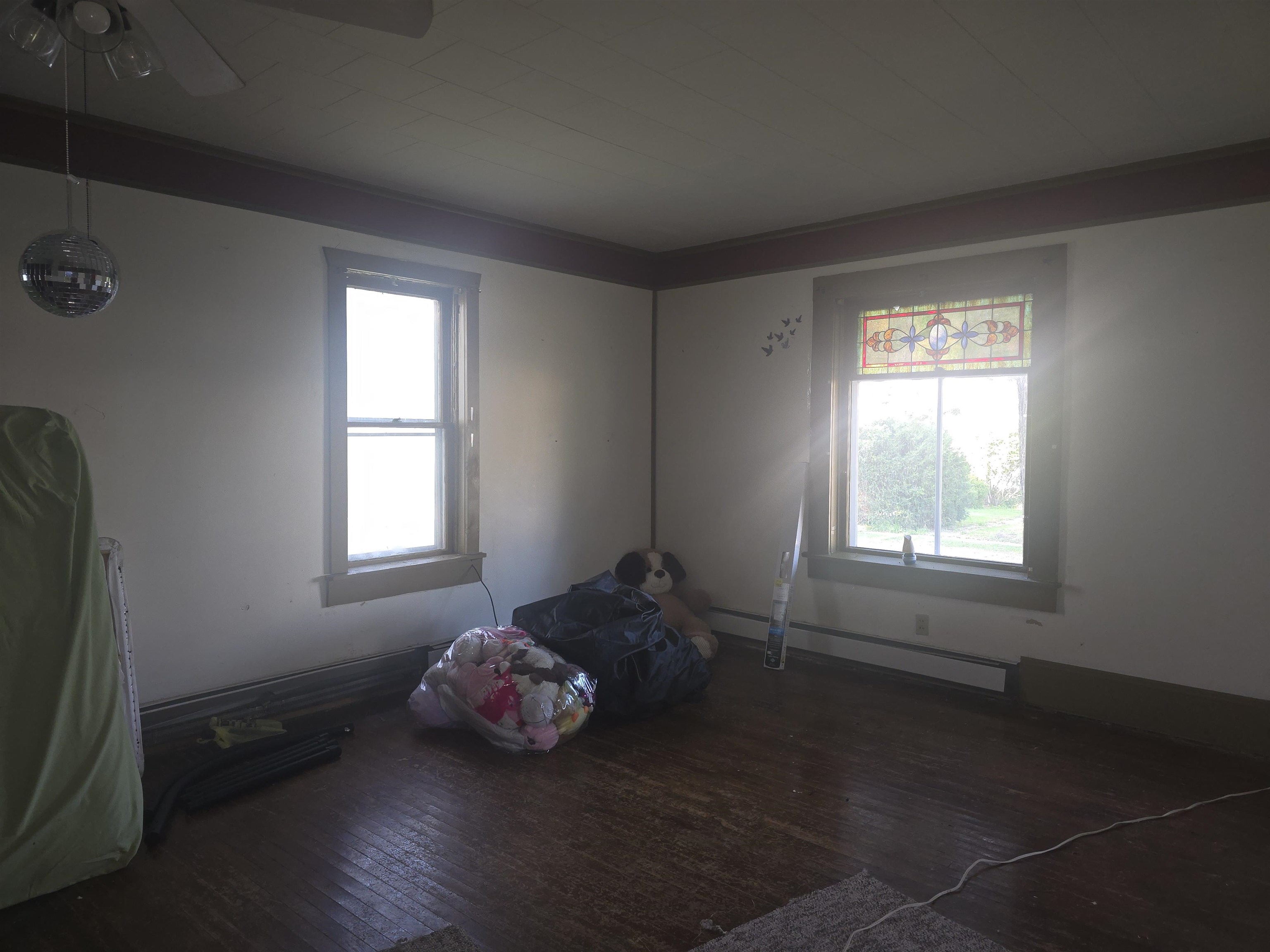 170 S Wilcox Street Property Photo 5