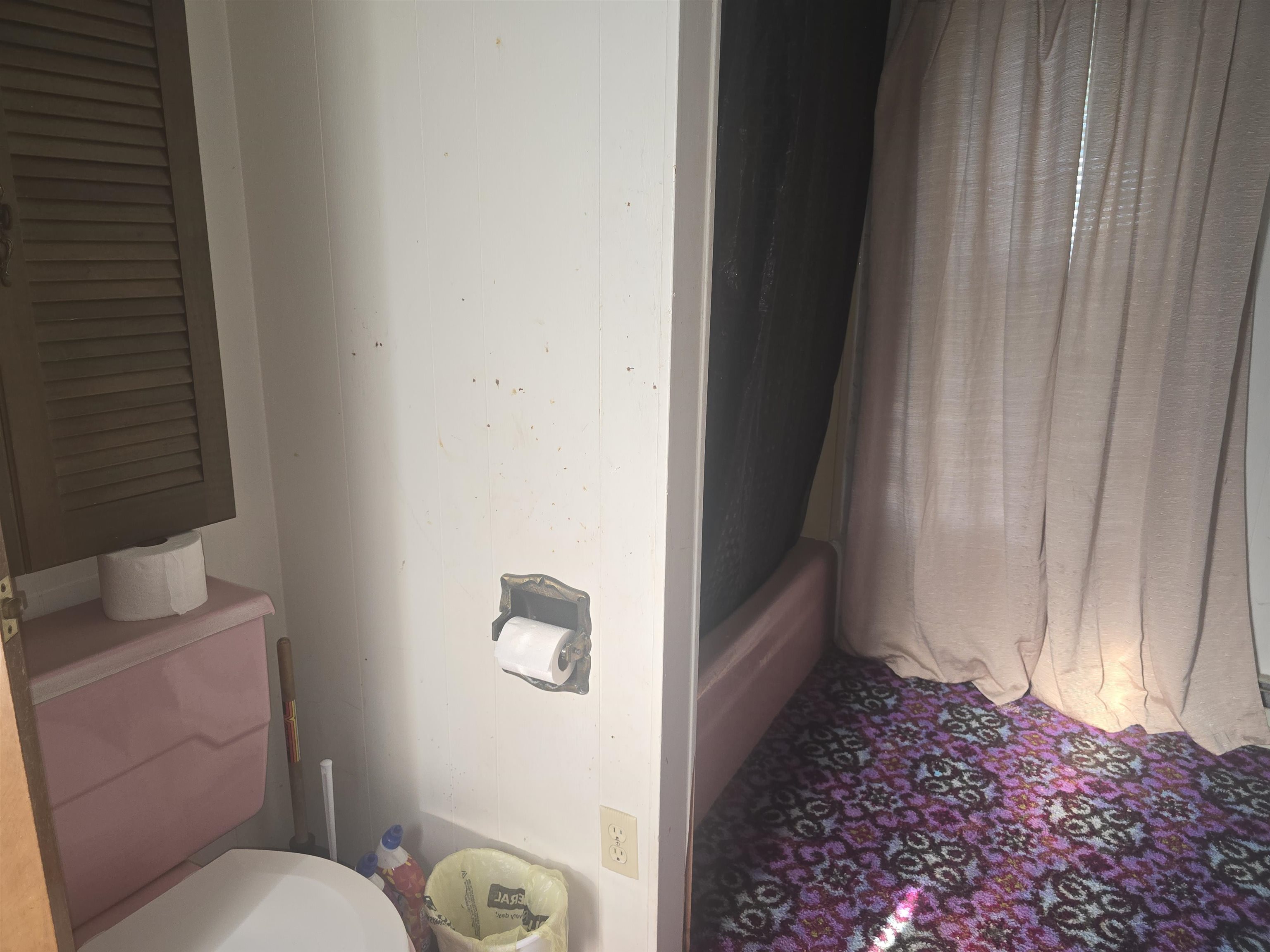 170 S Wilcox Street Property Photo 16