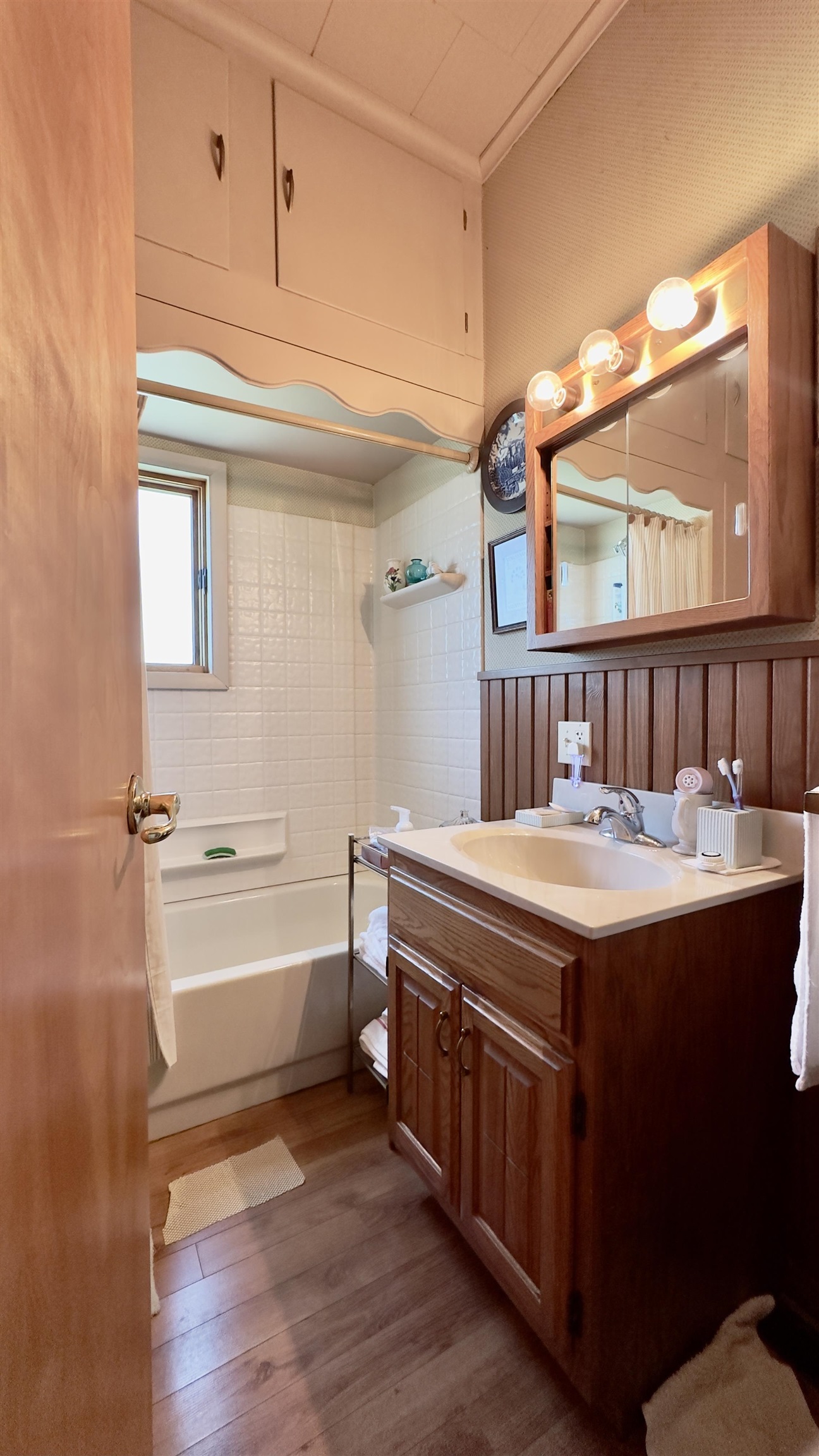 902 E Clark Street Property Photo 13