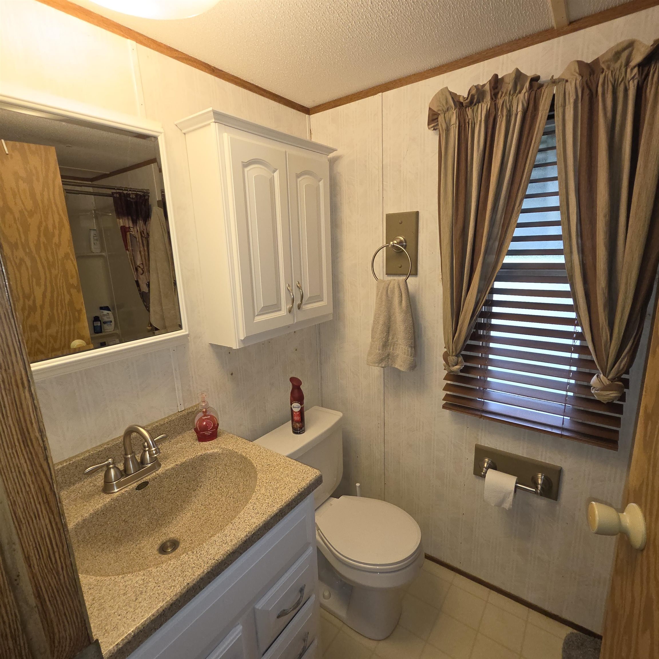 231 S Court Street 42 Property Photo 12