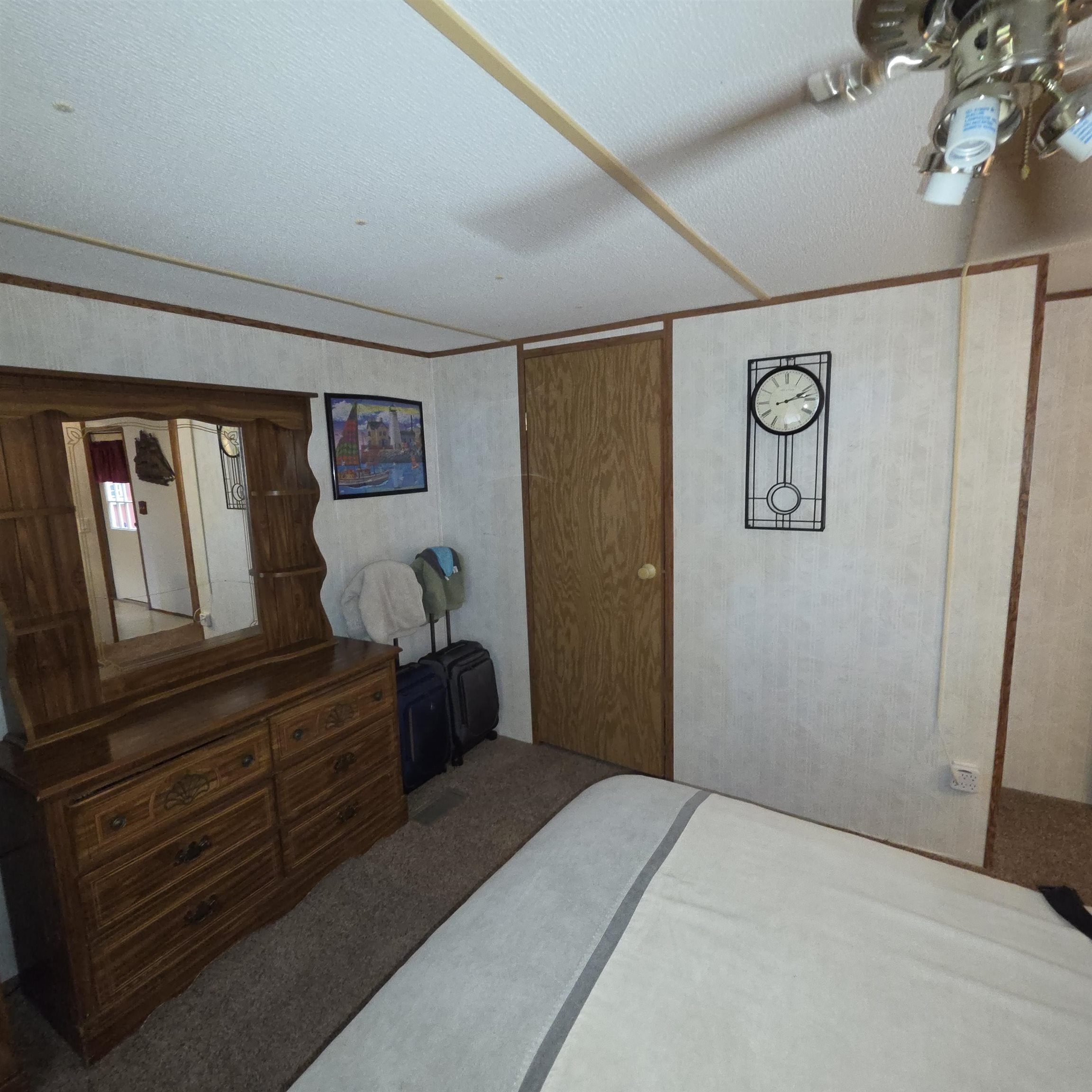 231 S Court Street 42 Property Photo 15