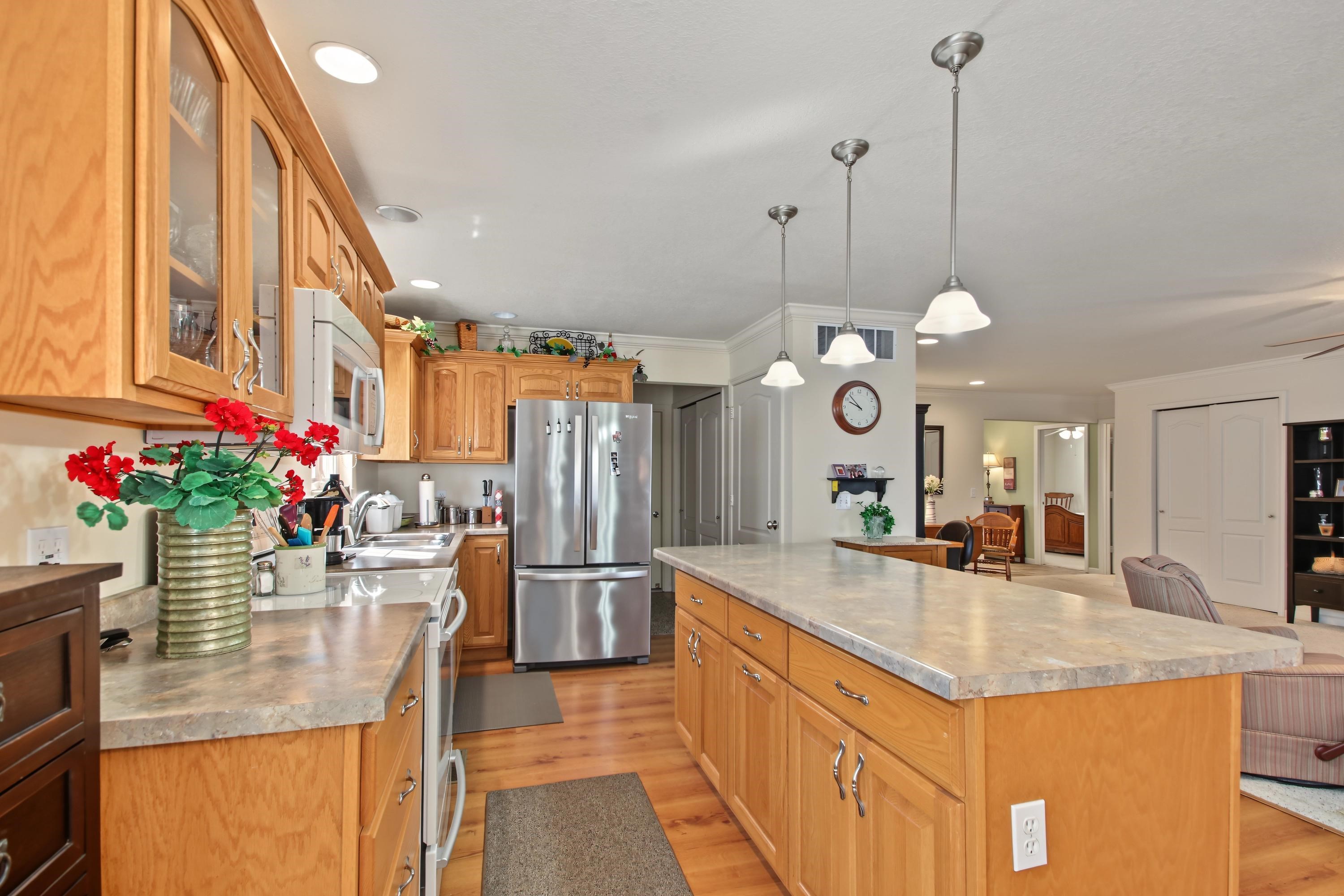 5009 Lake Ridge Drive Property Photo 5