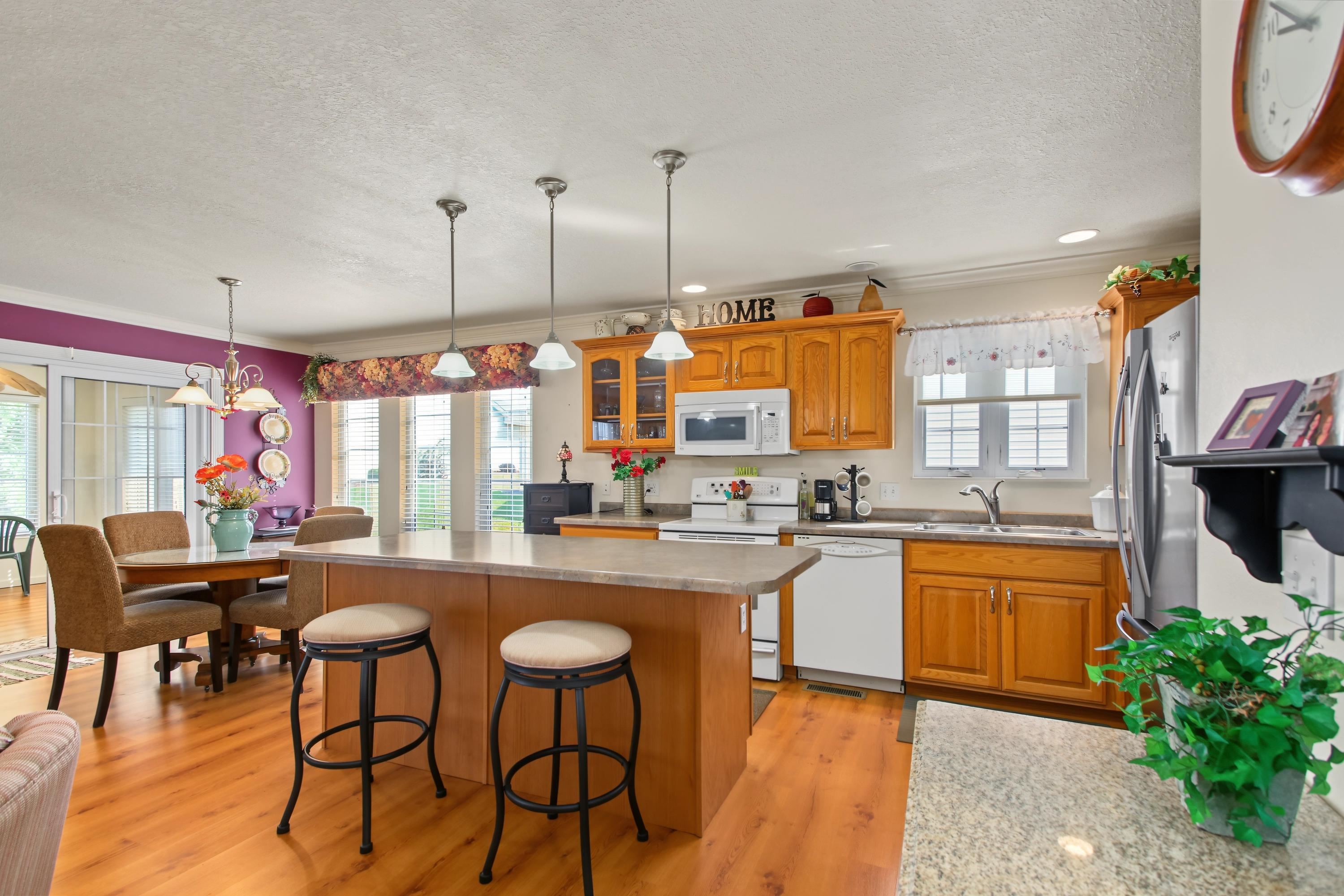 5009 Lake Ridge Drive Property Photo 7