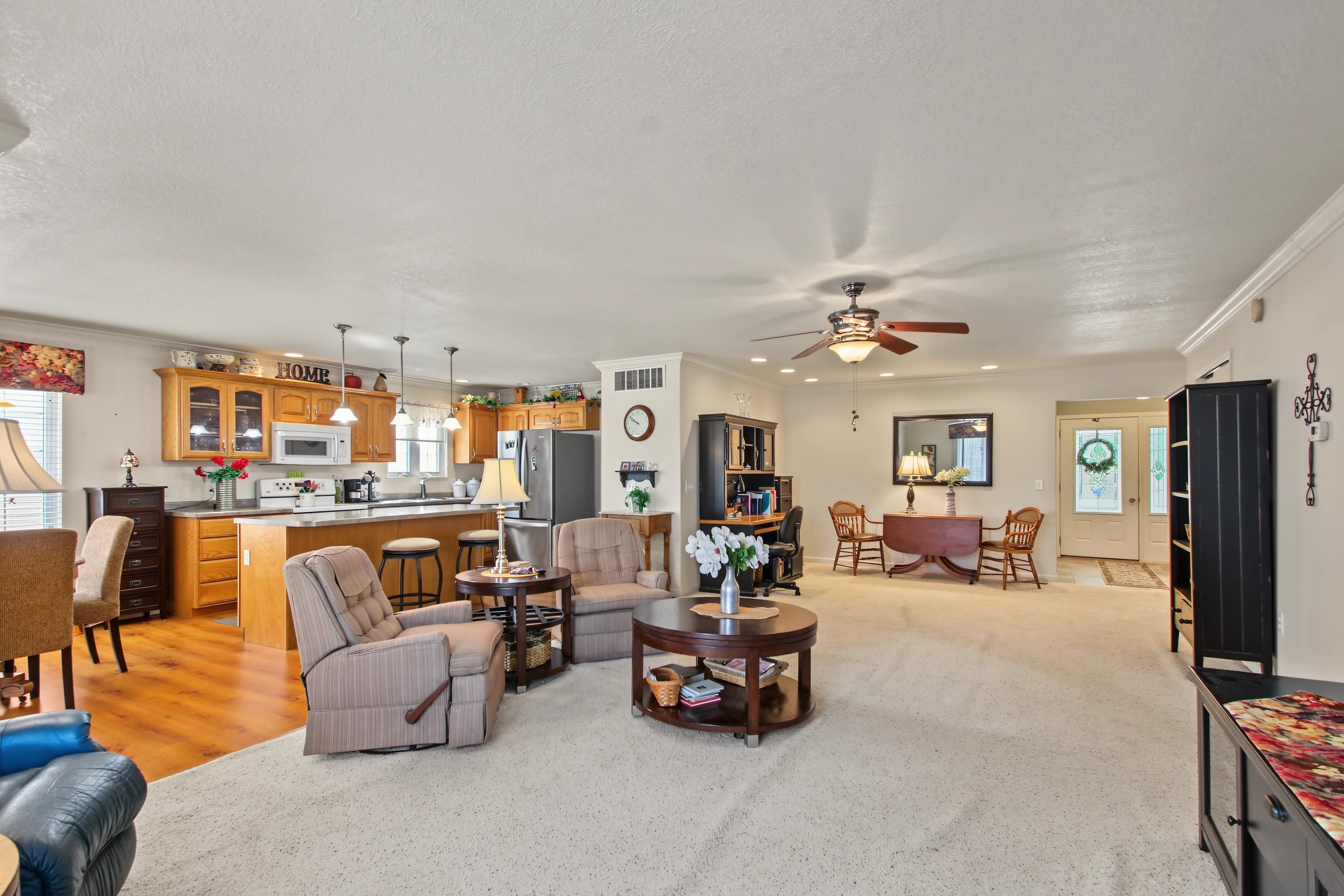 5009 Lake Ridge Drive Property Photo 9