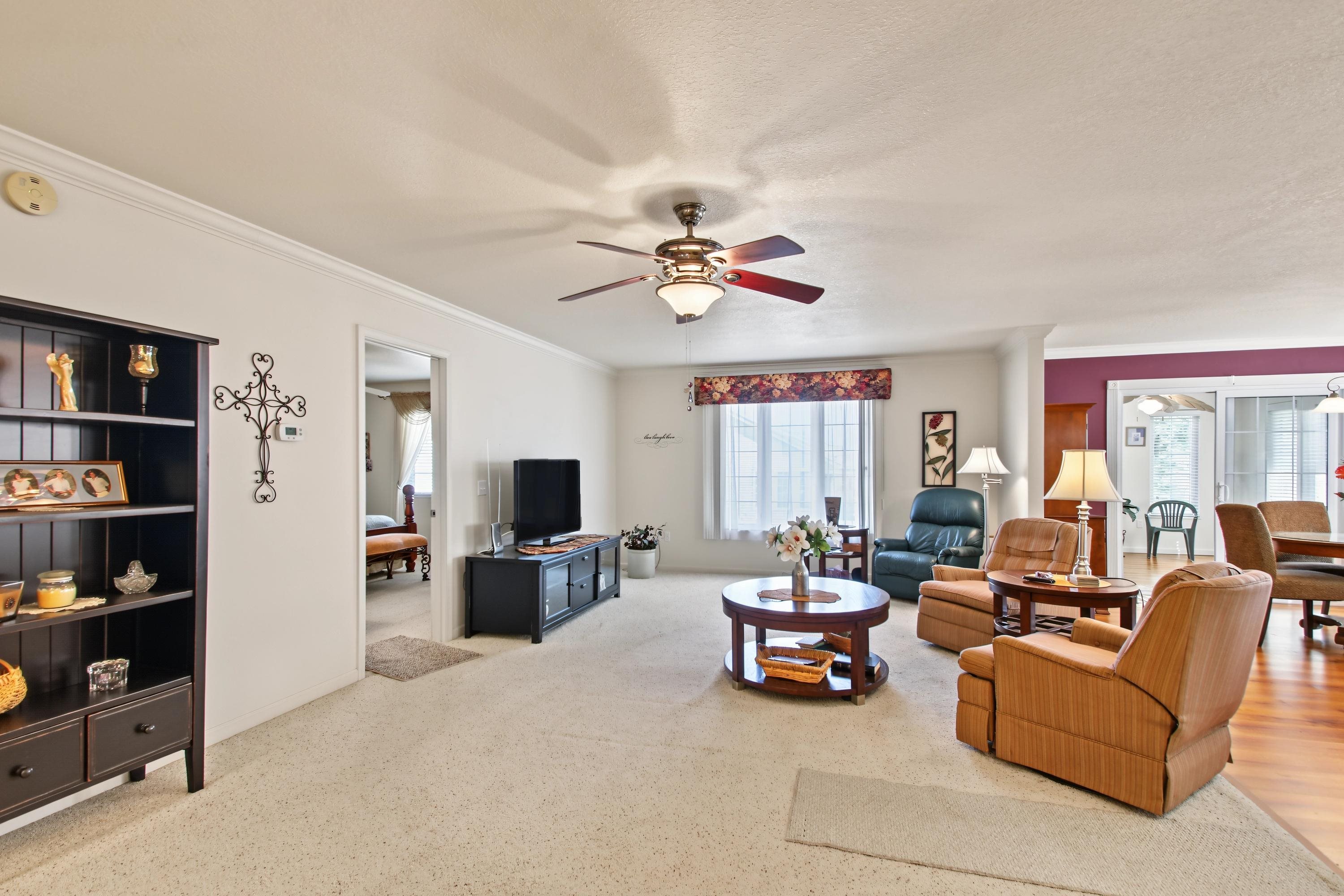5009 Lake Ridge Drive Property Photo 10