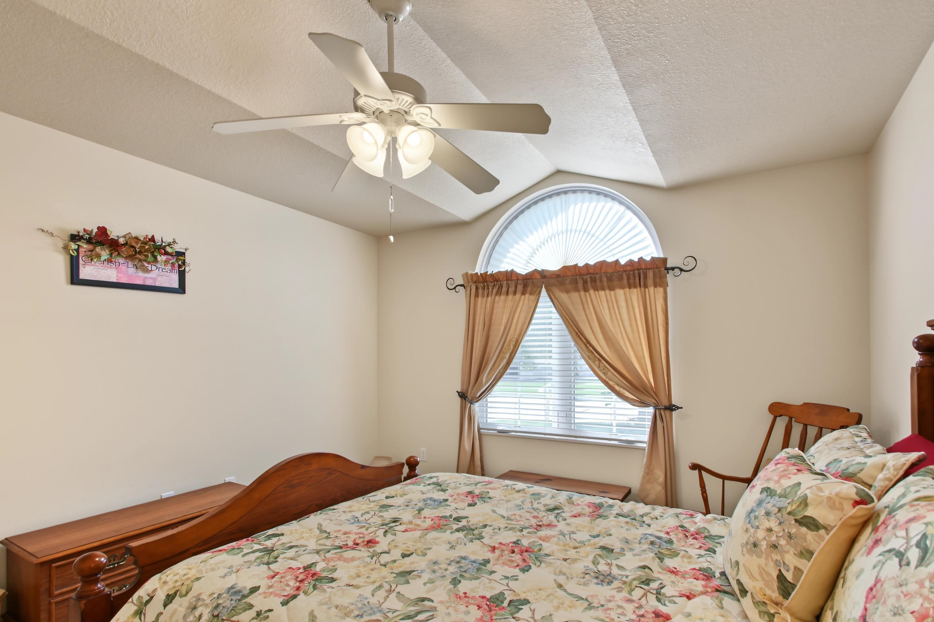 5009 Lake Ridge Drive Property Photo 16