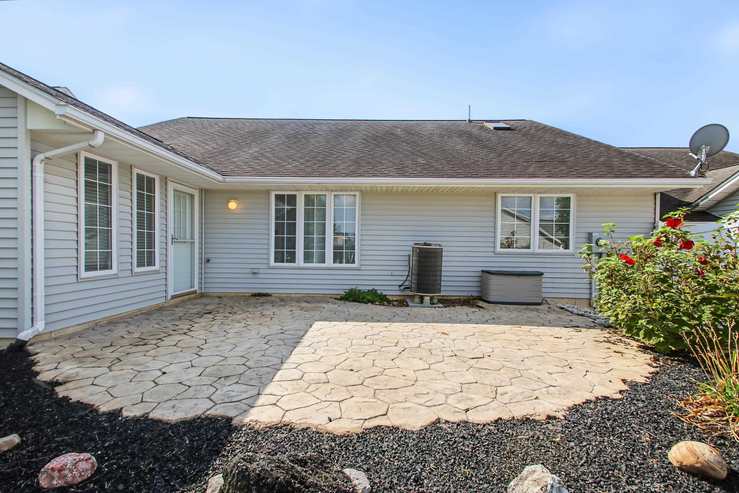 5009 Lake Ridge Drive Property Photo 22