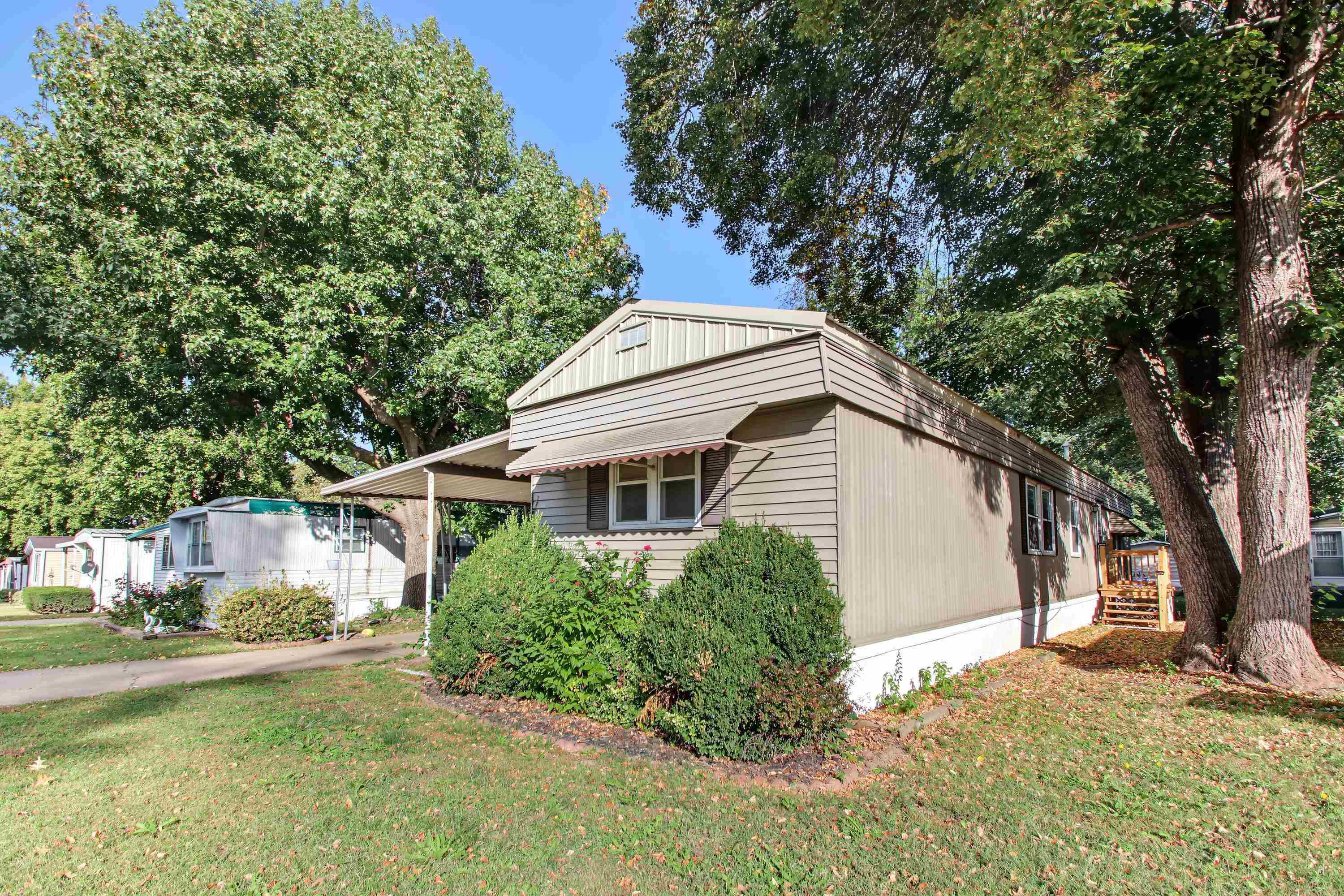 2205 Ennis Lane Property Photo 1