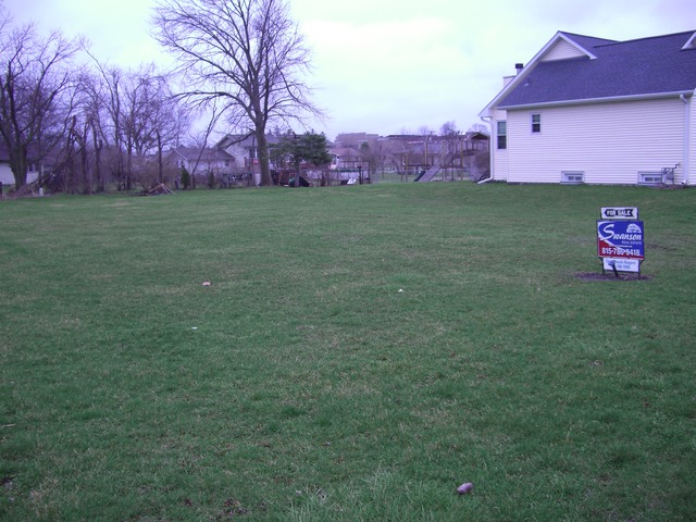 511 Loraine Street Property Photo 3