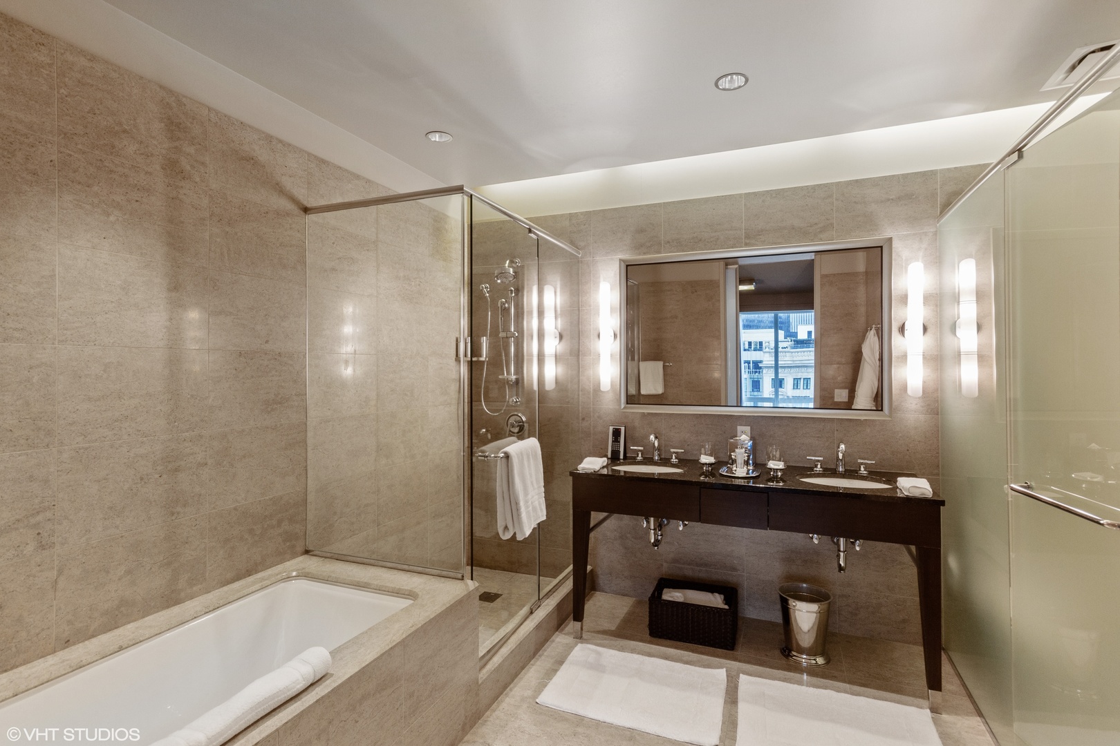 401 N Wabash Avenue 1842 Property Photo 13