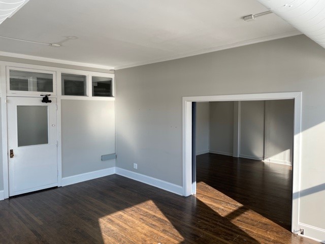 639 W Diversey Parkway Property Photo 3