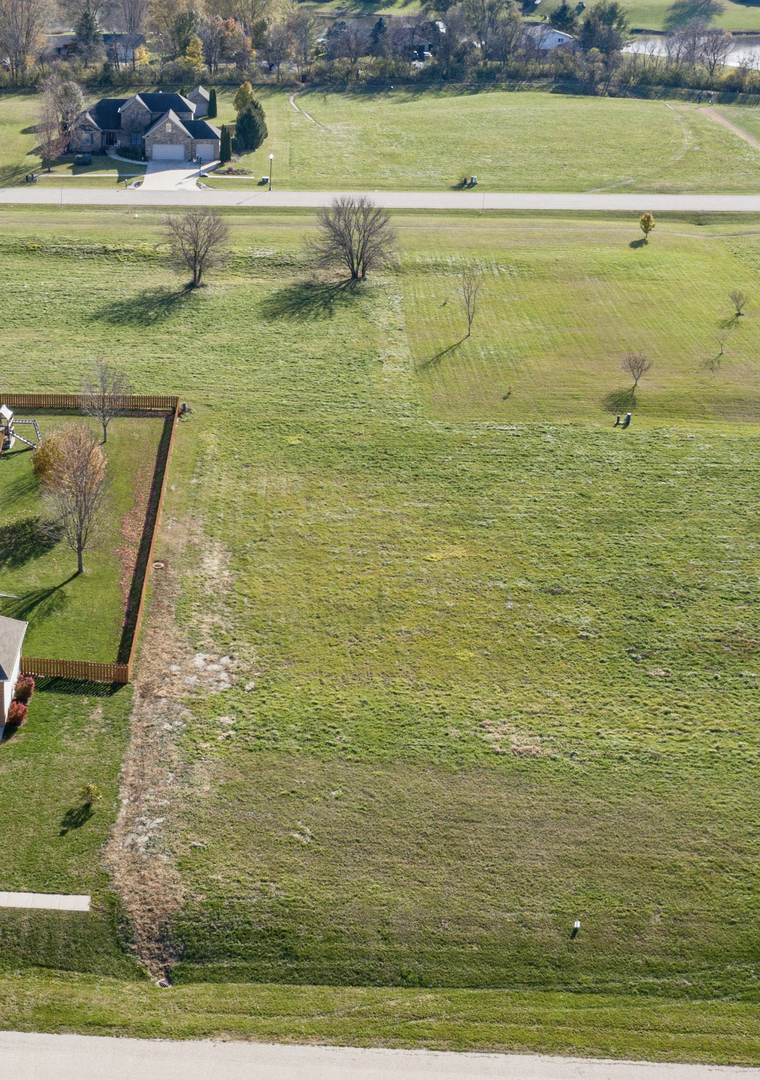 1015 Fox Trail Lane Property Photo