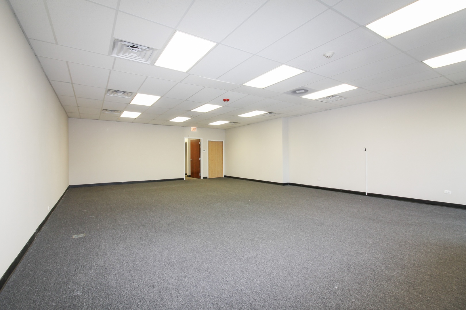 110 S Neltnor Boulevard 6 Property Photo 6