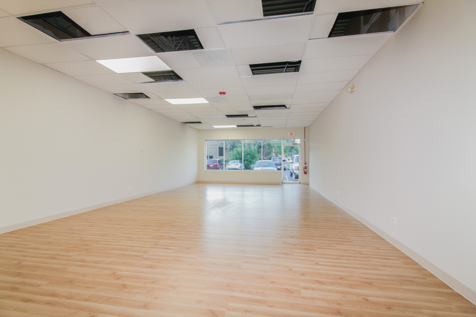 110 S Neltnor Boulevard 6 Property Photo 15