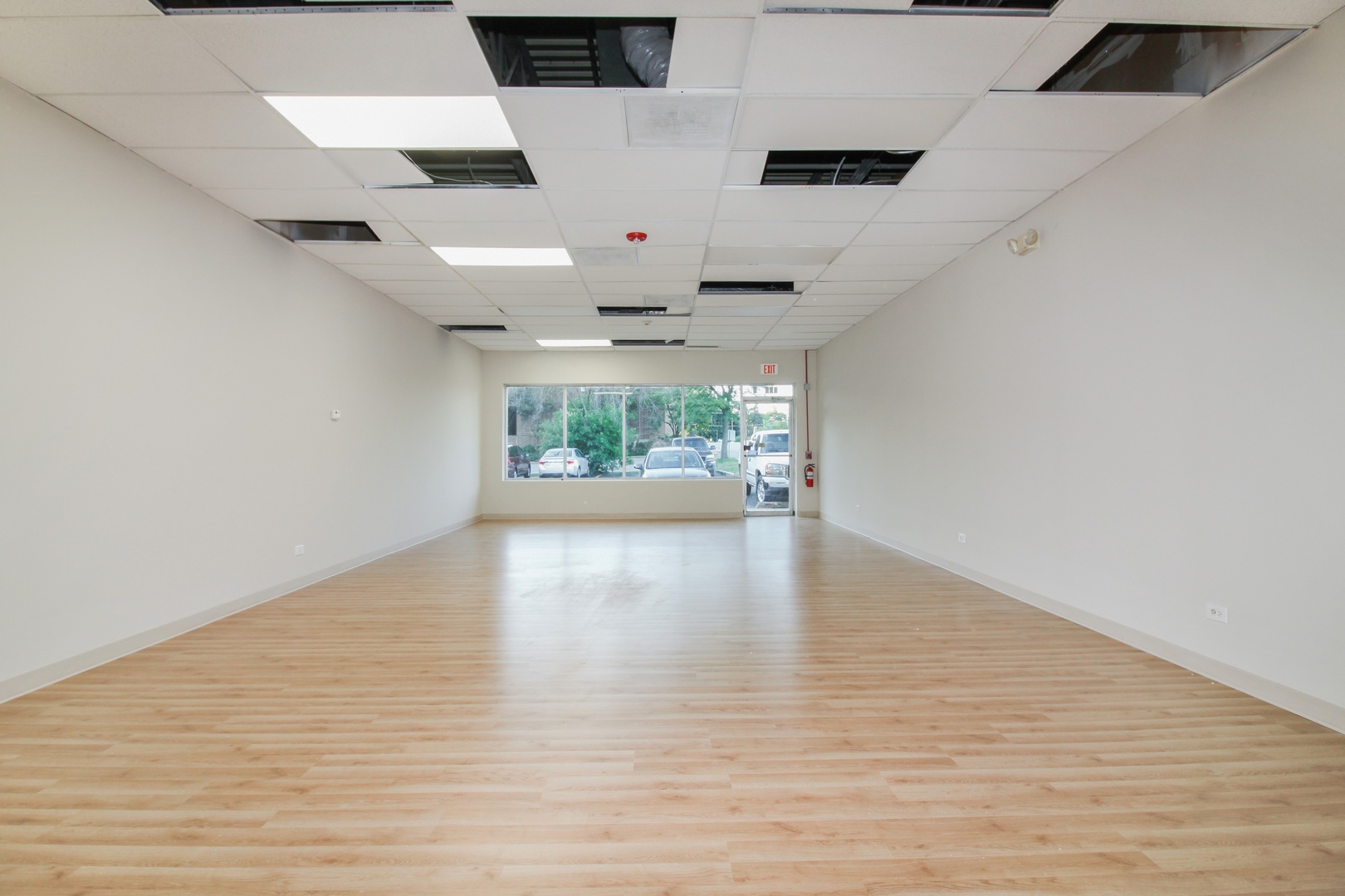 110 S Neltnor Boulevard 6 Property Photo 11